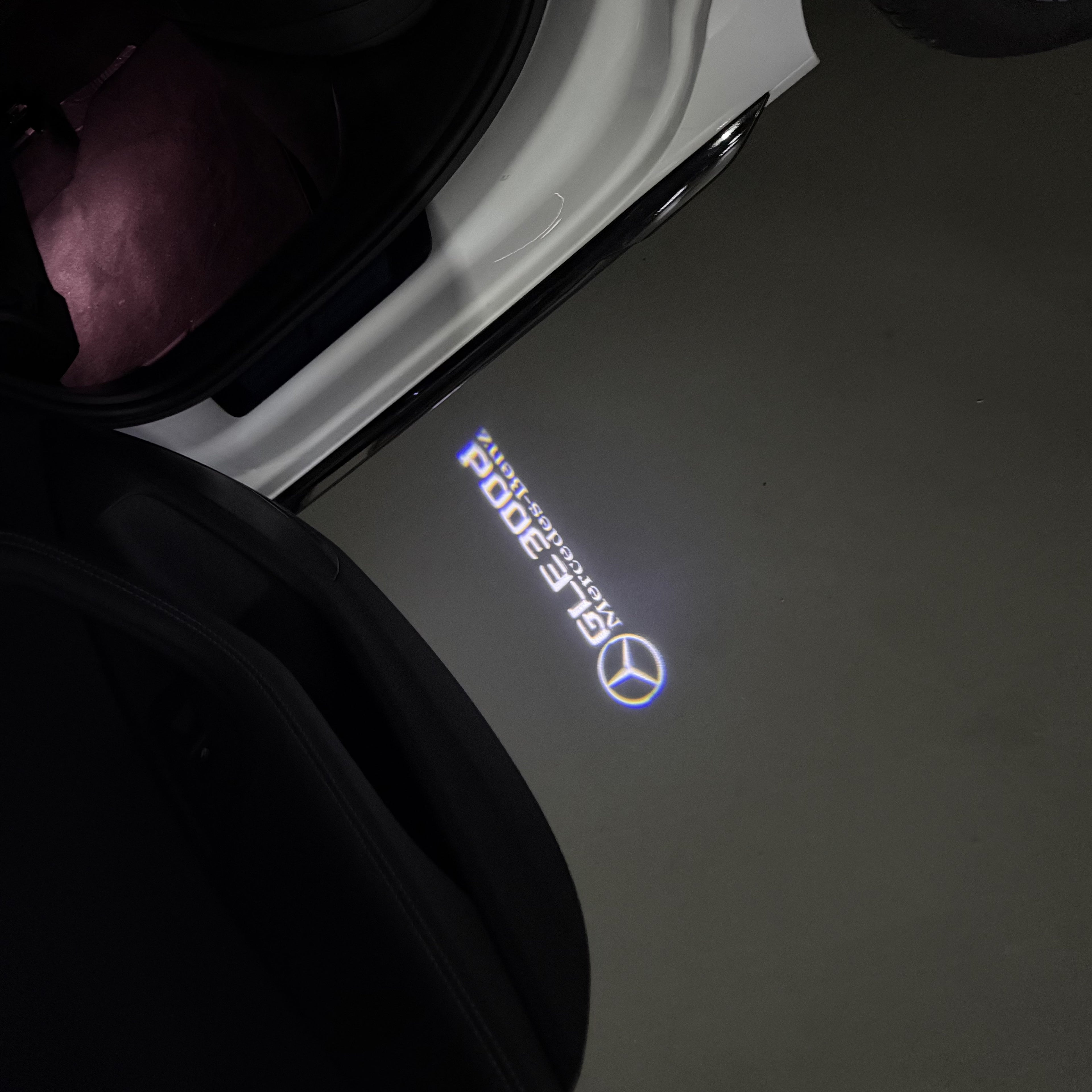 Feu de signalisation Mercedes - Benz No 03 (qty 1 = 1 ensemble / 2 feux de porte)