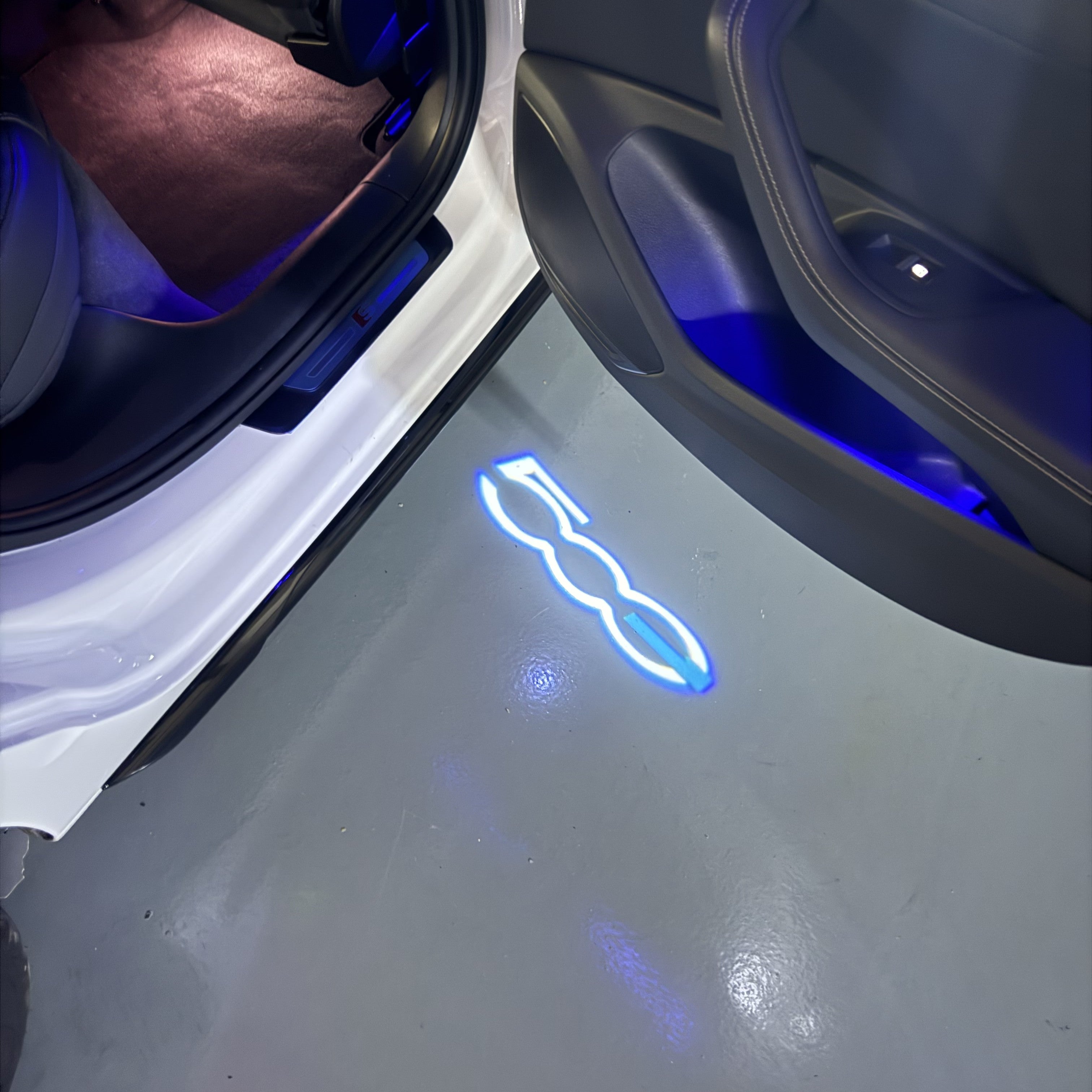 Alfa Romeo LOGO PROJECTOT LIGHTS Nr.04 (quantité 1 = 2 Logo Film / 2 feux de porte)