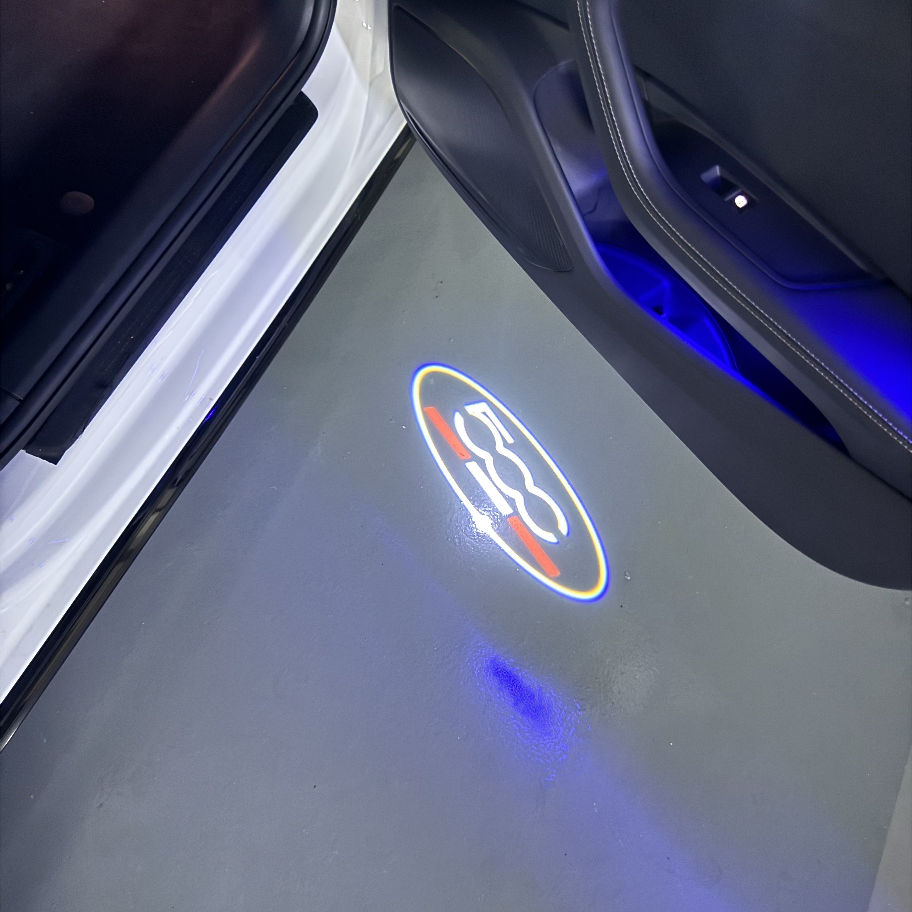 Alfa Romeo LOGO PROJECTOT LIGHTS Nr.04 (quantité 1 = 2 Logo Film / 2 feux de porte)