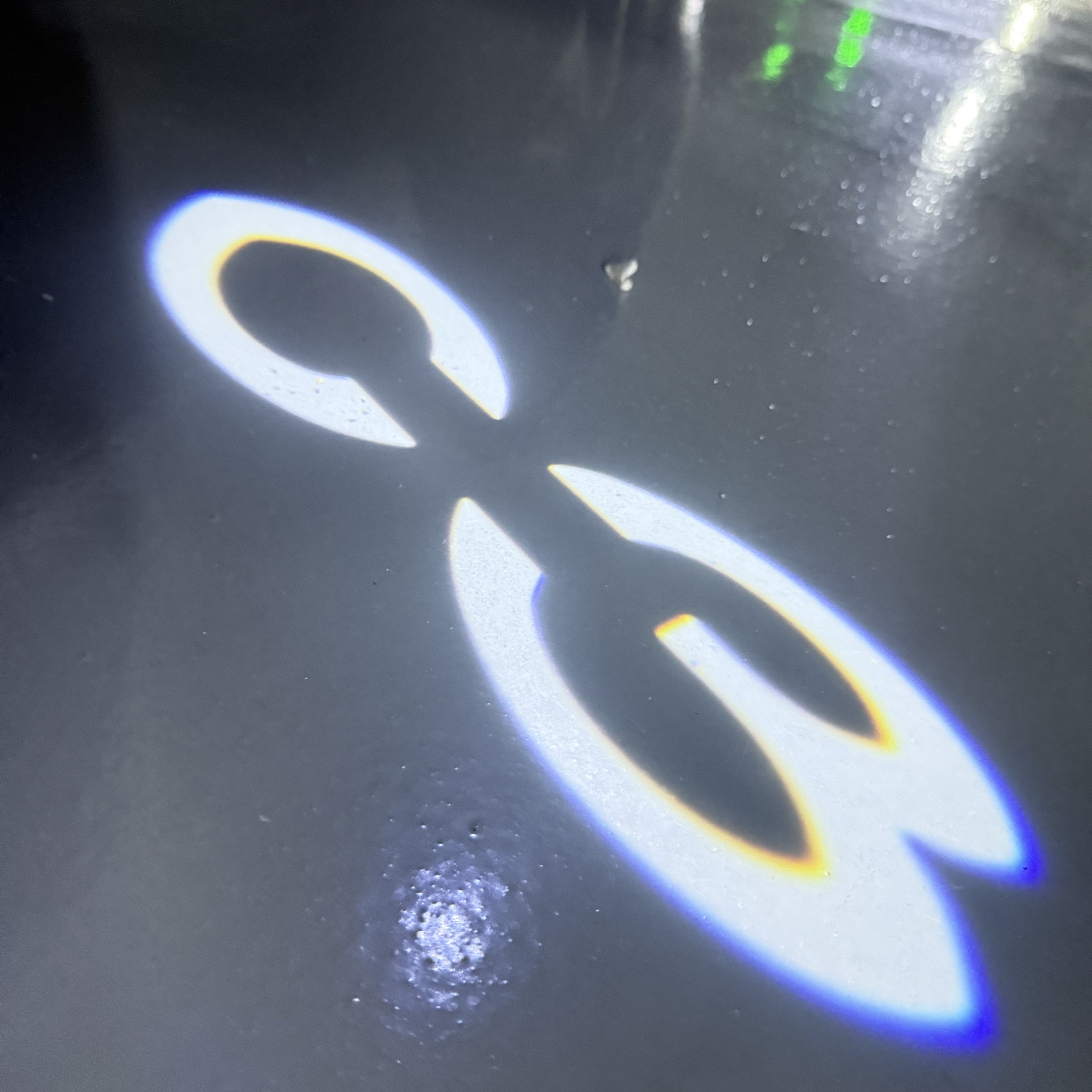 ÉCLAIRAGE DE PROJECTEUR BMW M3 LOGO Nr.24 (quantité 1 = 1 jeux / 2 feux de porte)