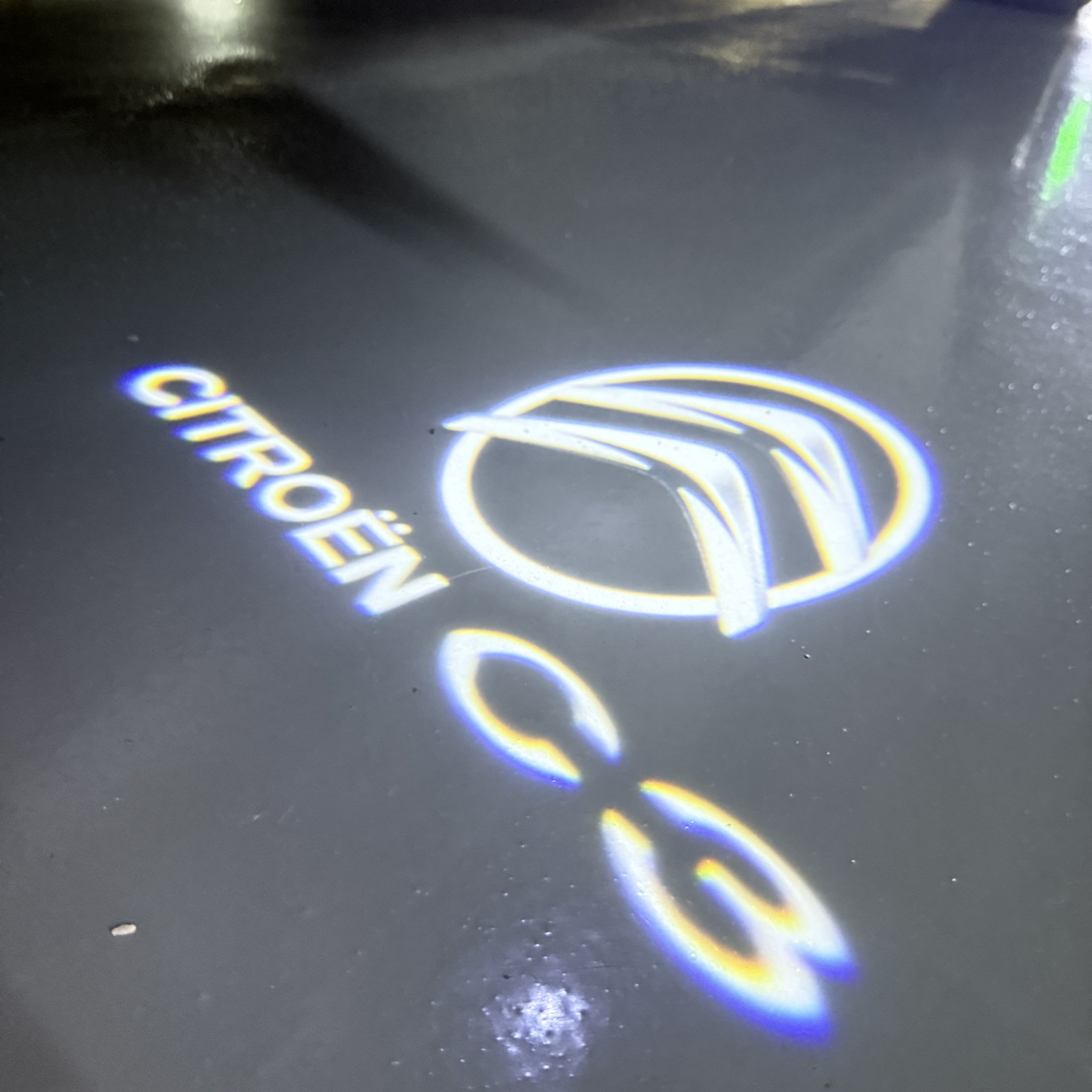 BMW M3 LOGO PROJECTOT LIGHTS Nr.24 (Menge 1 = 1 Sets/2 Türleuchten)