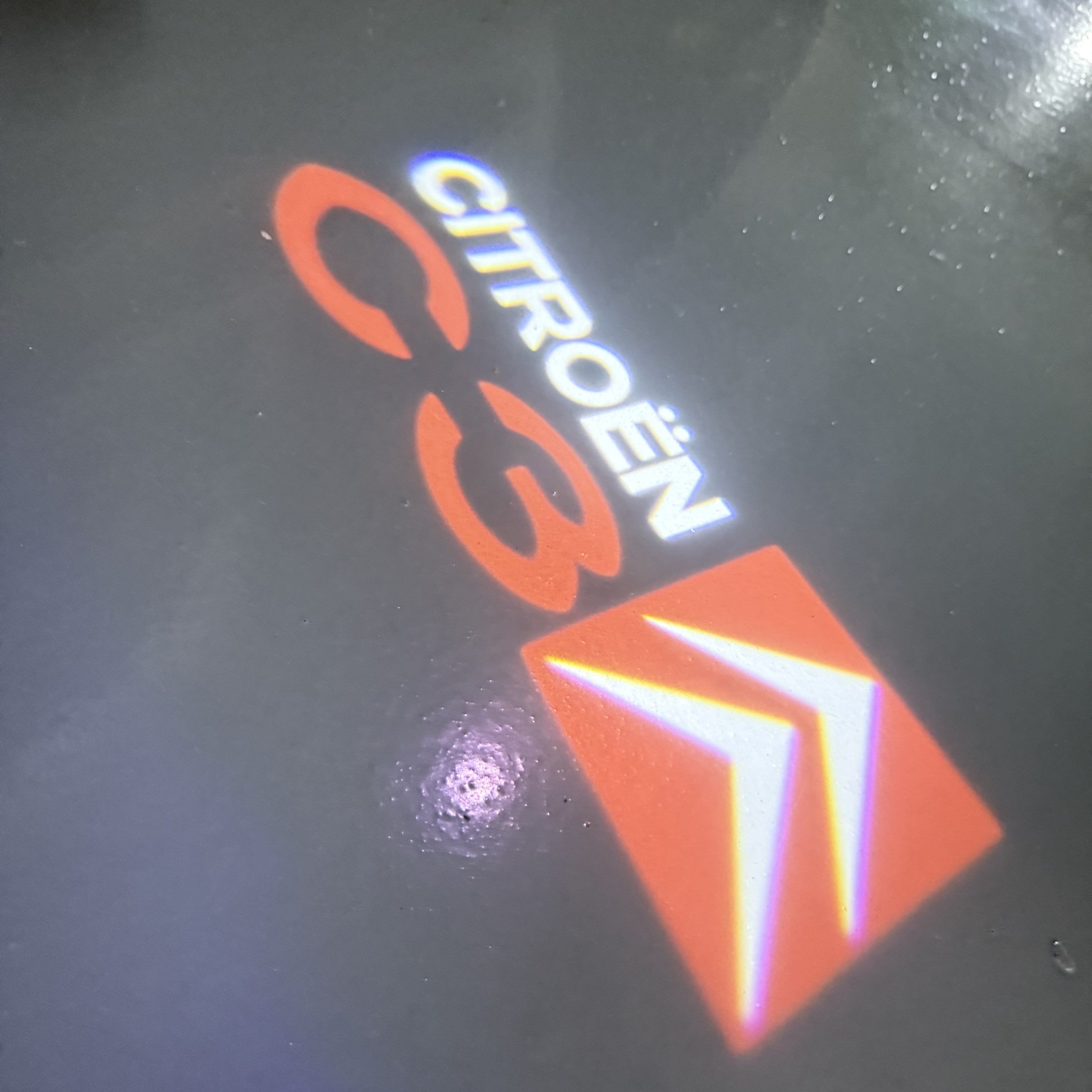 ÉCLAIRAGE DE PROJECTEUR BMW M3 LOGO Nr.24 (quantité 1 = 1 jeux / 2 feux de porte)