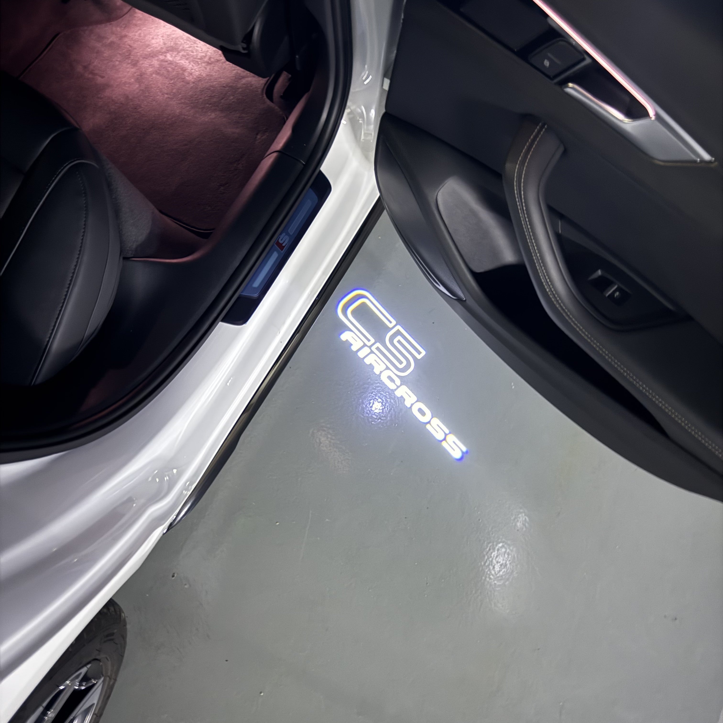 ÉCLAIRAGE DE PROJECTEUR BMW M3 LOGO Nr.24 (quantité 1 = 1 jeux / 2 feux de porte)