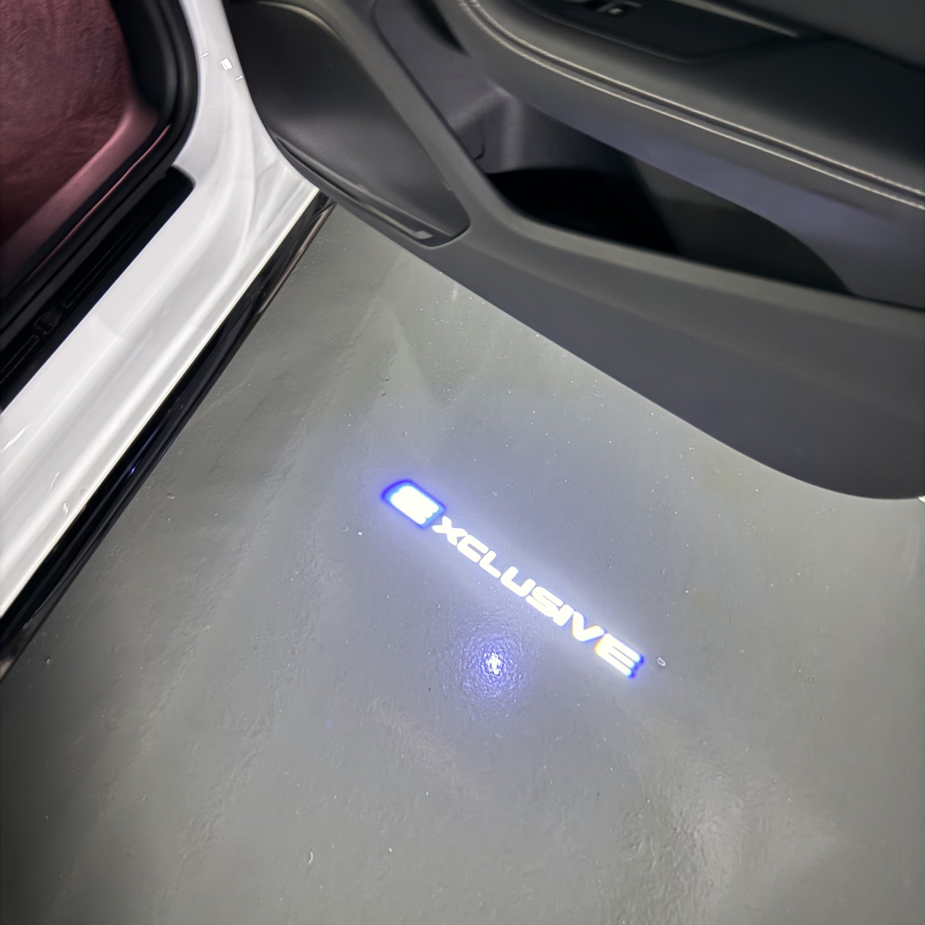 ÉCLAIRAGE DE PROJECTEUR BMW M3 LOGO Nr.24 (quantité 1 = 1 jeux / 2 feux de porte)