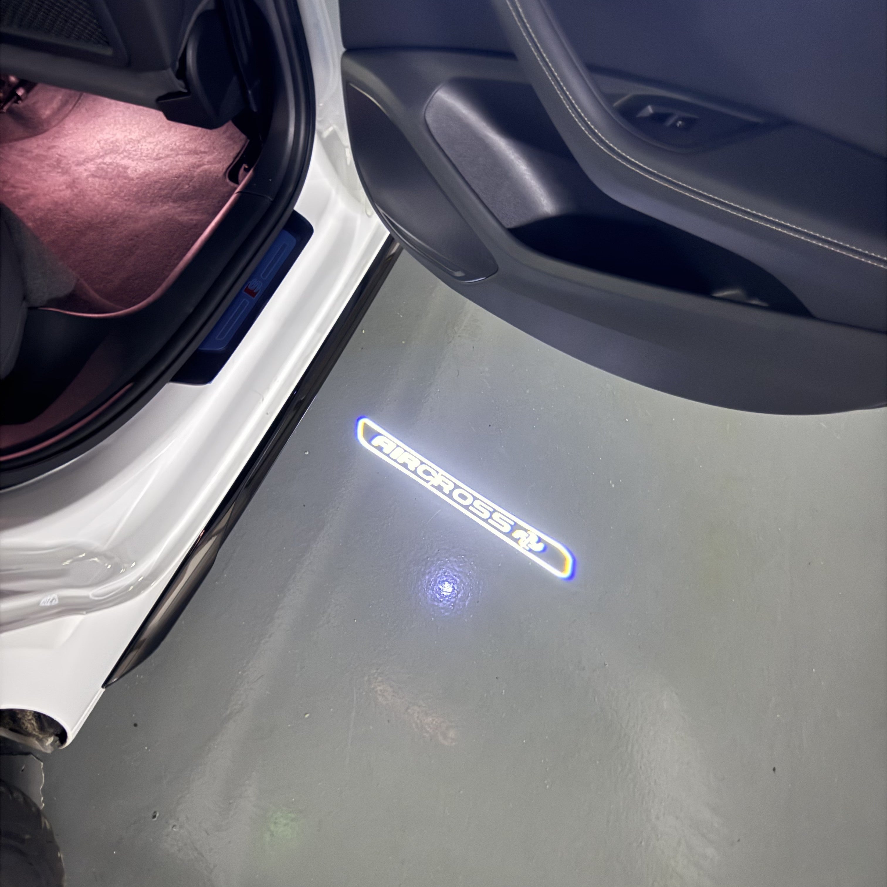 ÉCLAIRAGE DE PROJECTEUR BMW M3 LOGO Nr.24 (quantité 1 = 1 jeux / 2 feux de porte)