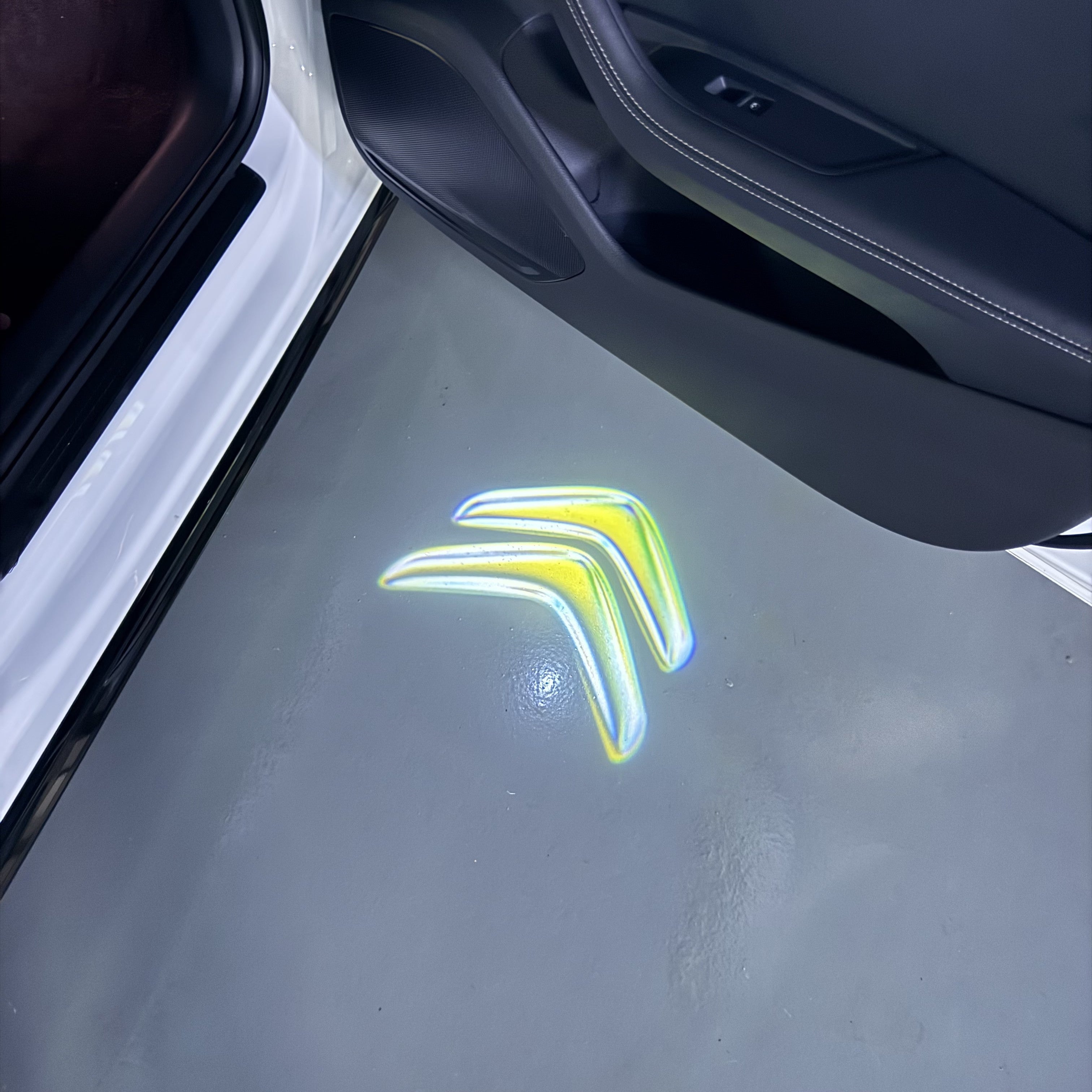 BMW M3 LOGO PROJECTOT LIGHTS Nr.24 (Menge 1 = 1 Sets/2 Türleuchten)