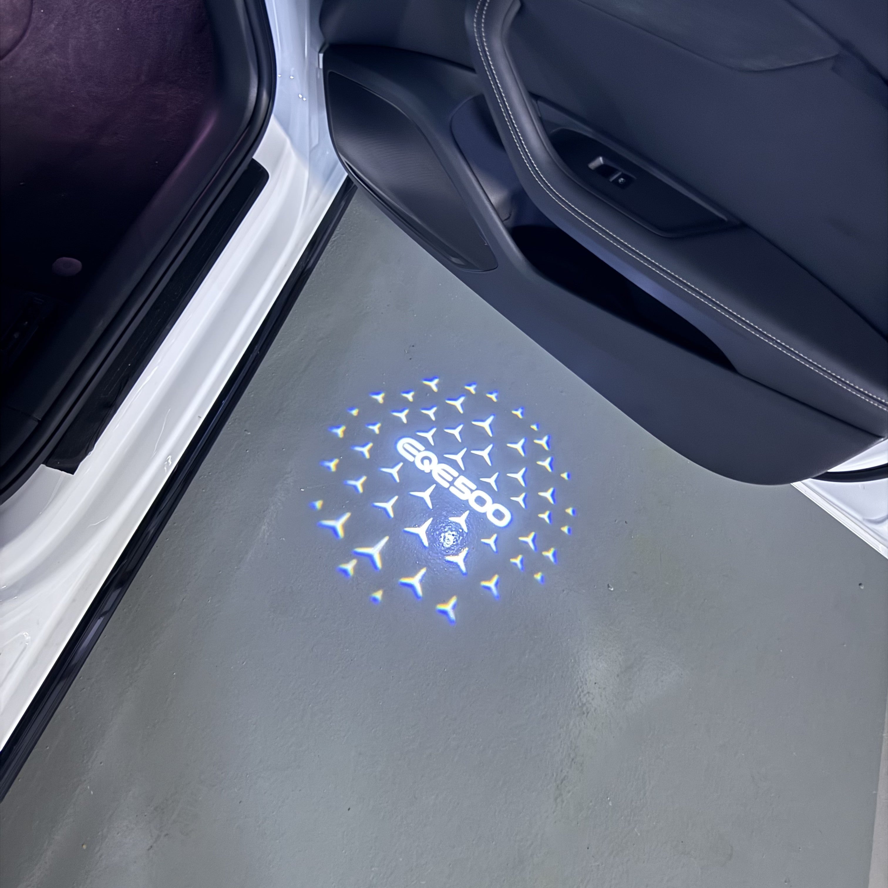 Feu de signalisation Mercedes - Benz No 03 (qty 1 = 1 ensemble / 2 feux de porte)