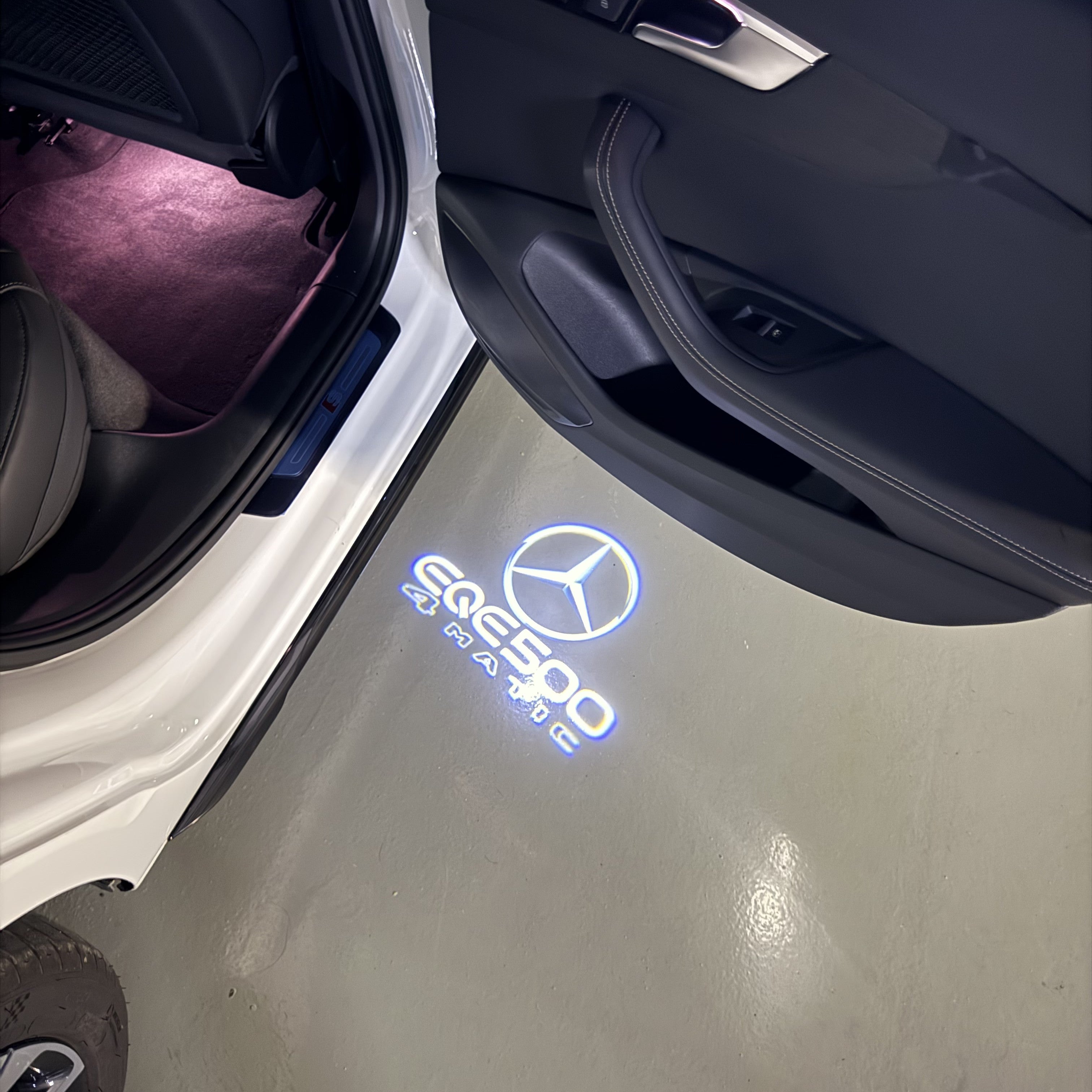 Feu de signalisation Mercedes - Benz No 03 (qty 1 = 1 ensemble / 2 feux de porte)