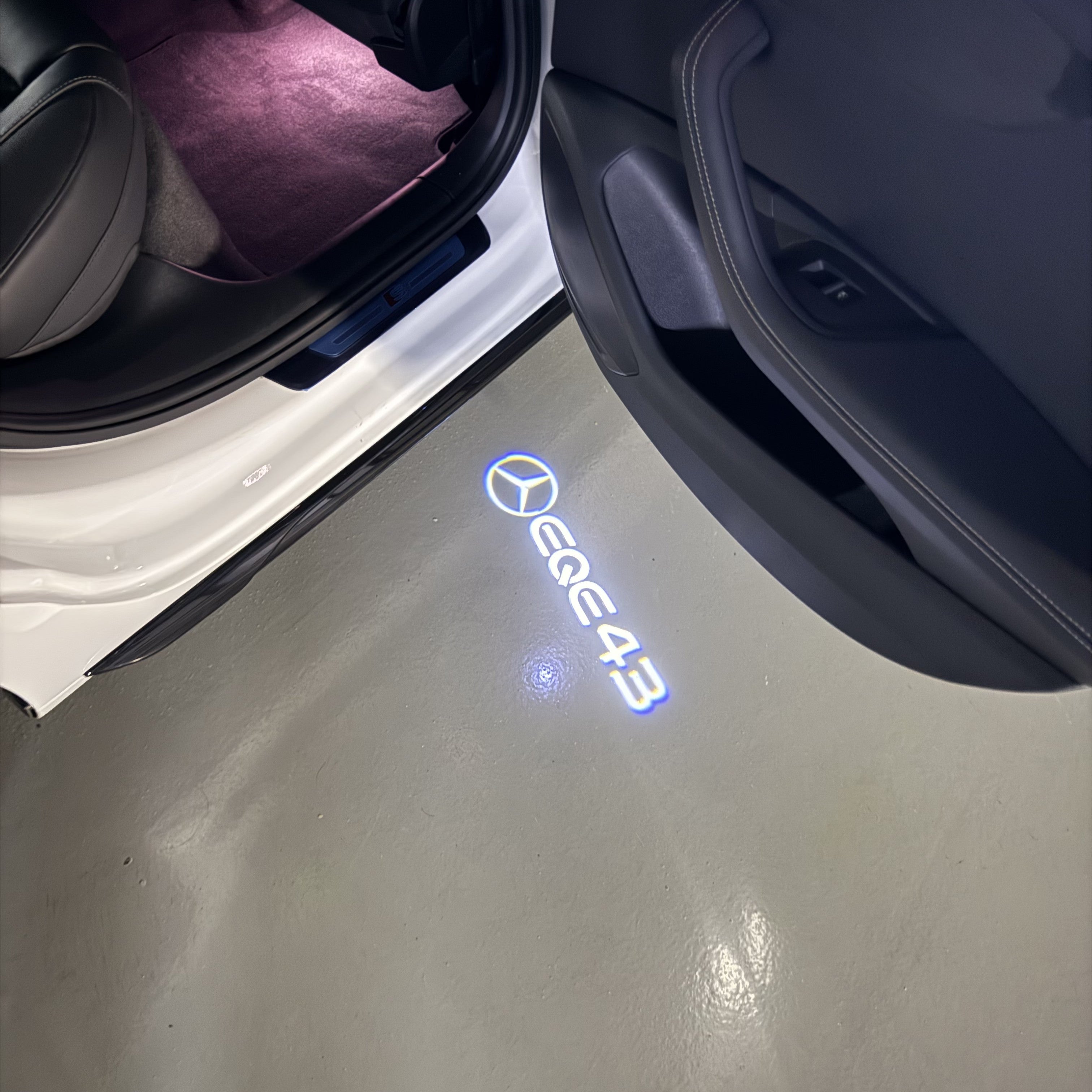 Feu de signalisation Mercedes - Benz No 03 (qty 1 = 1 ensemble / 2 feux de porte)