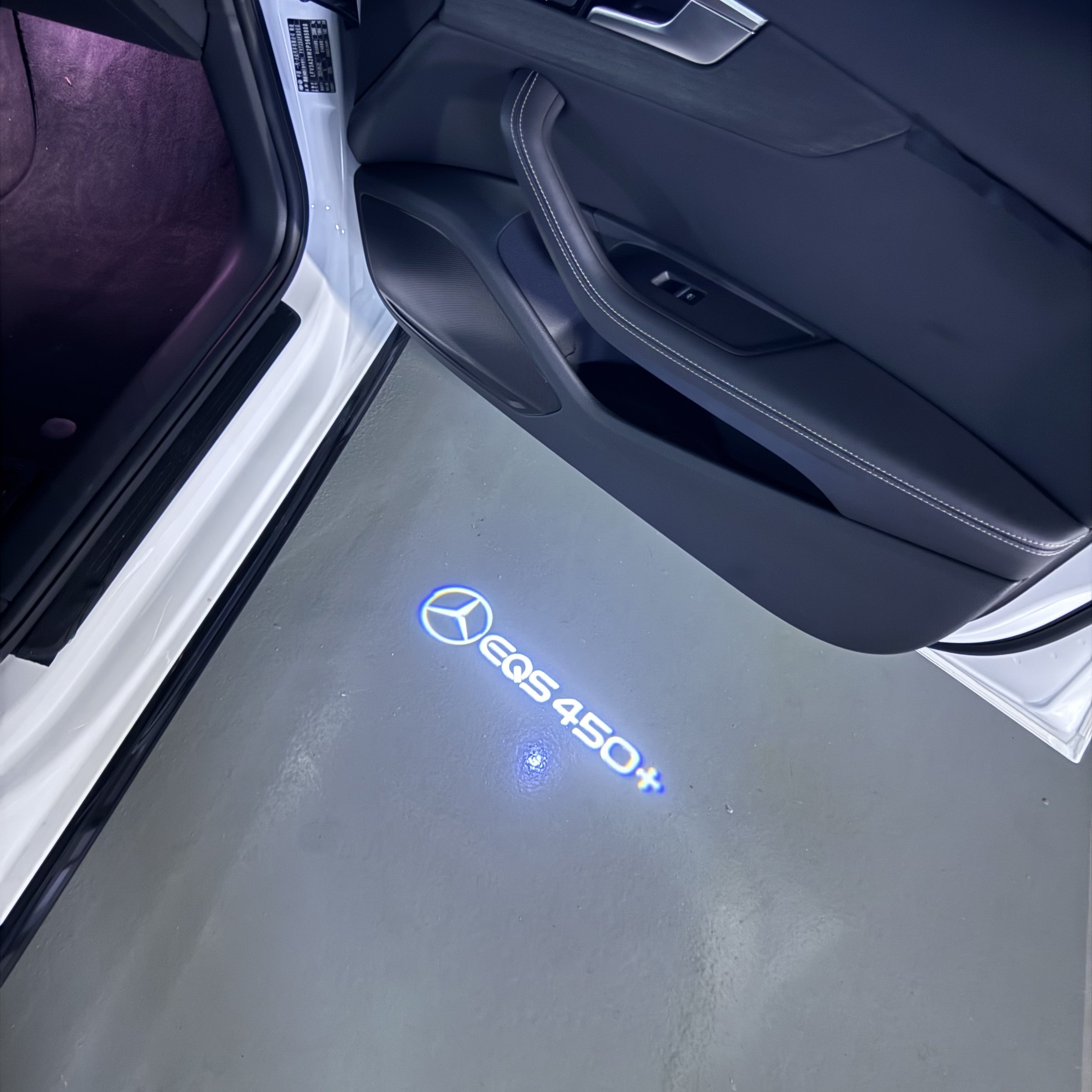 Feu de signalisation Mercedes - Benz No 03 (qty 1 = 1 ensemble / 2 feux de porte)