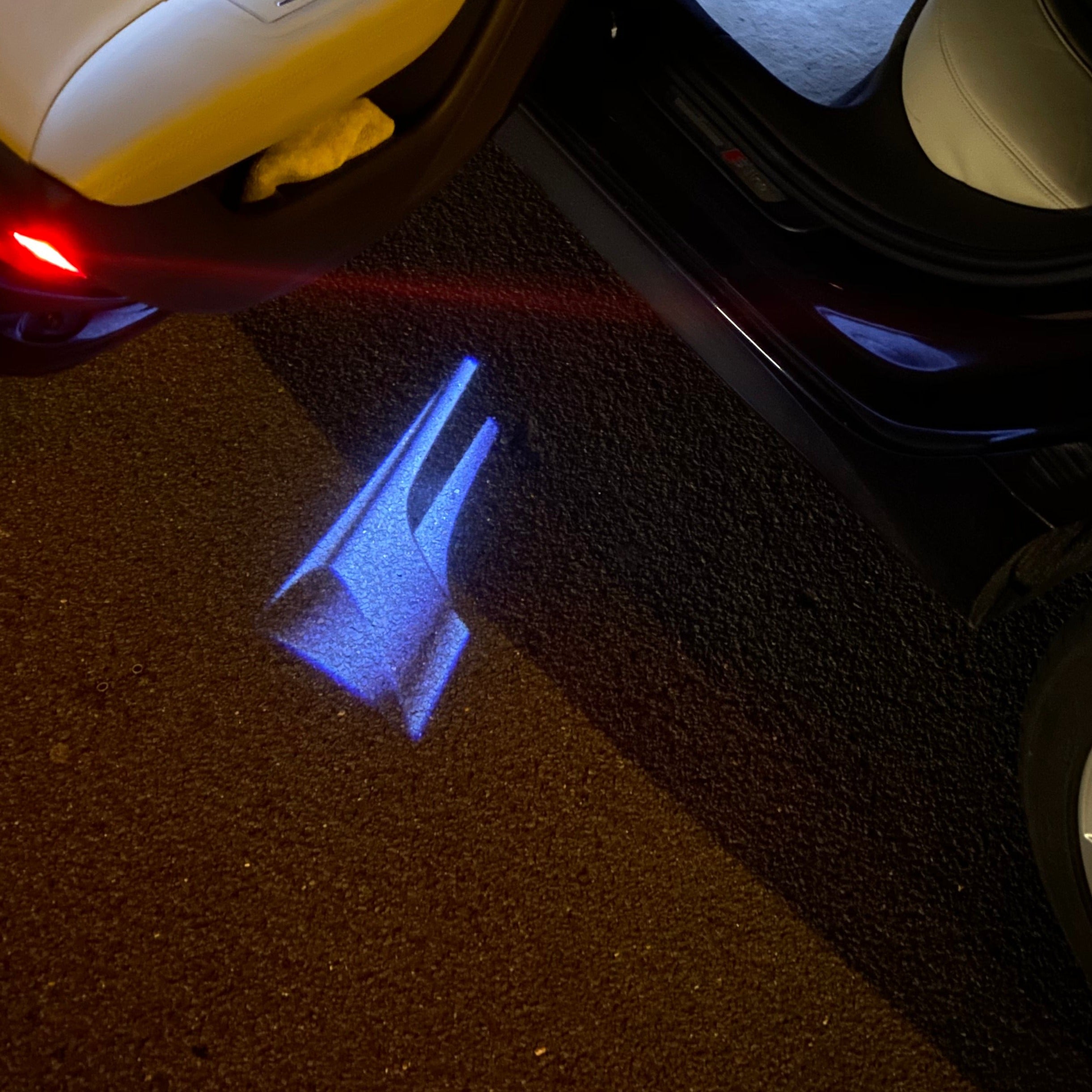 RC F LOGO PROJECROTR أضواء Nr.01 (الكمية 1 = 1 مجموعات/ 2 أضواء الباب)