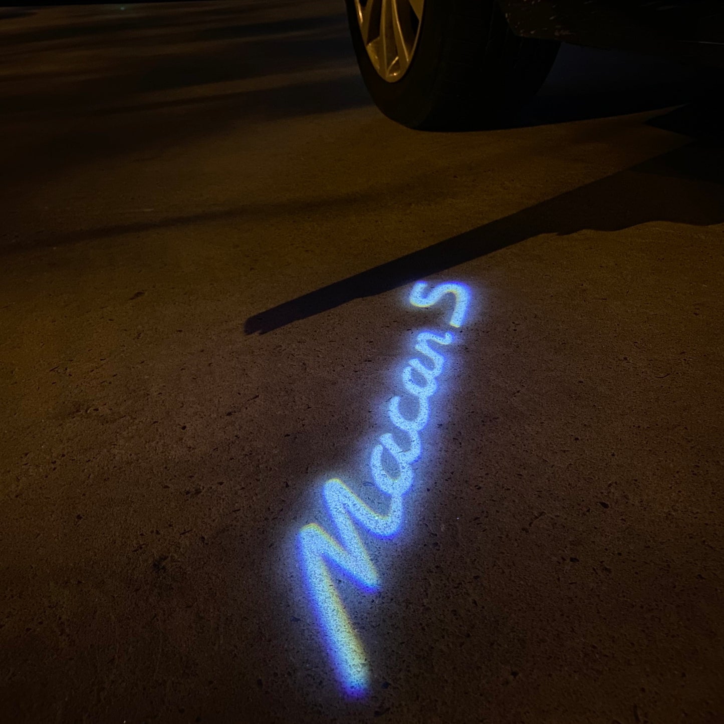 PORSCHE MACAN  LOGO PROJECTOT LIGHTS Nr.8091(quantity  1 =  2 Logo Film /  2 door lights)