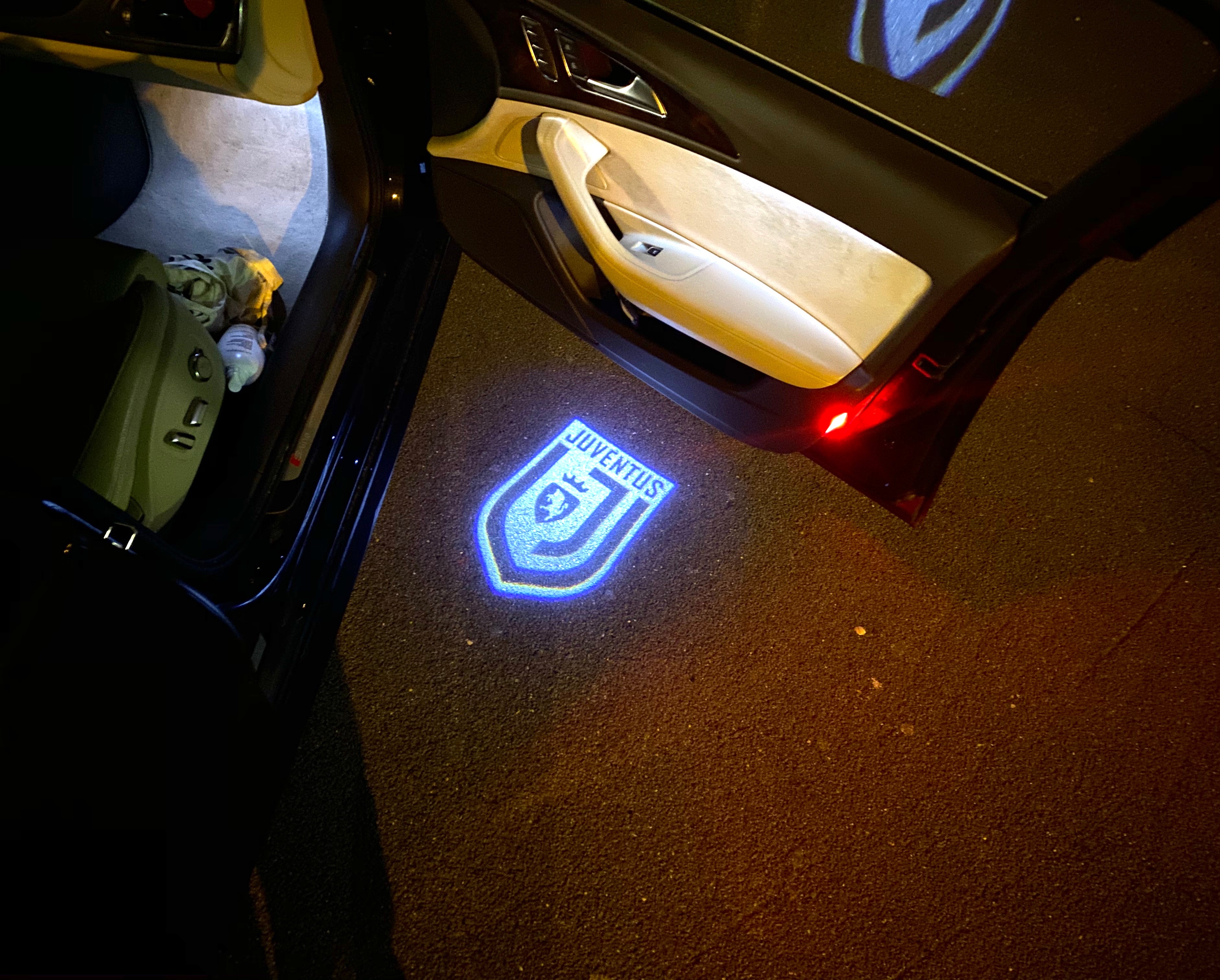 Fußball CLUB Logo Nr.258 (Menge 1 = 2 Logofilme /2 Türleuchten)