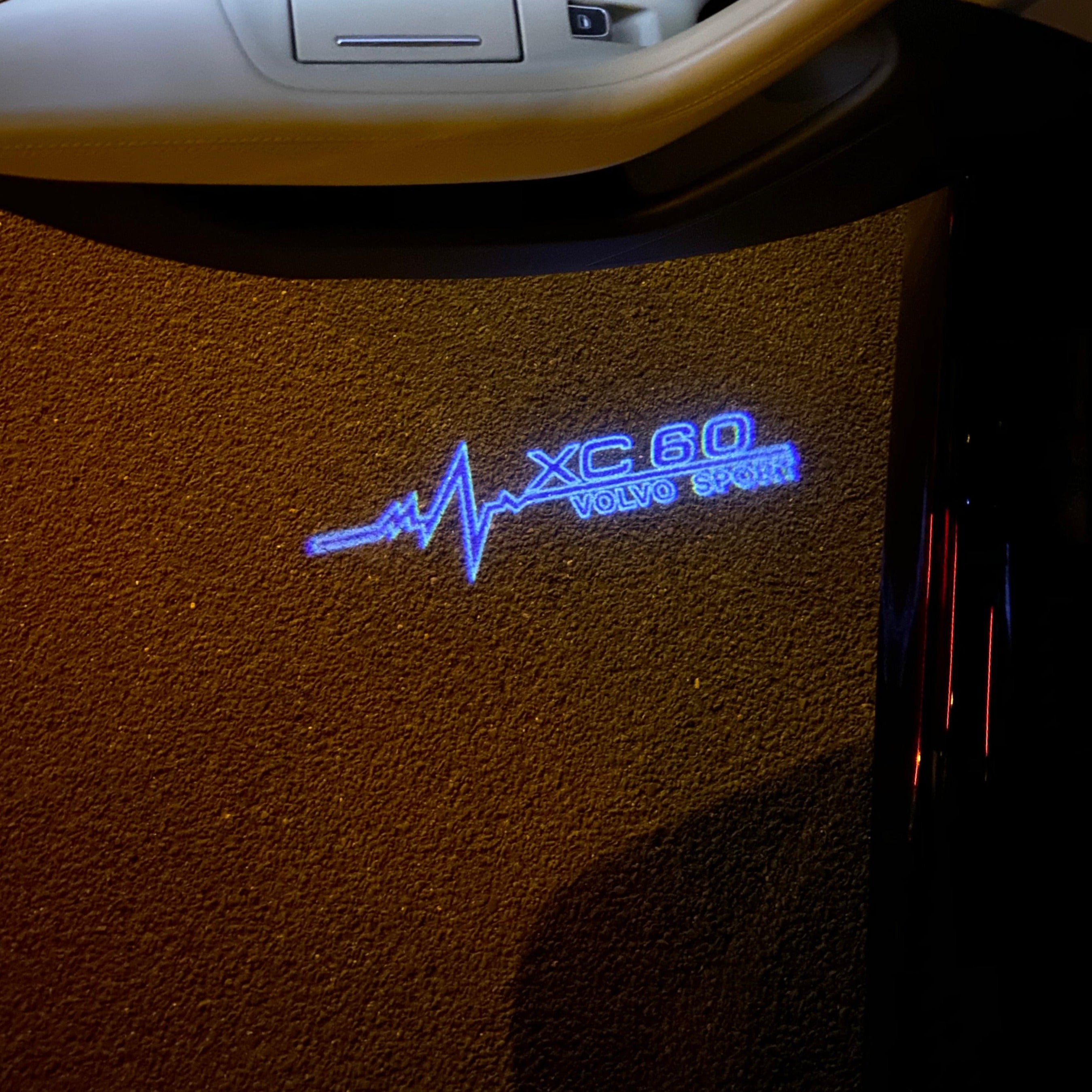 XC60 LOGO PROJECTOR LIGHTS Nr.43 (الكمية 1 = 2 شعار فيلم / 2 مصباح باب)