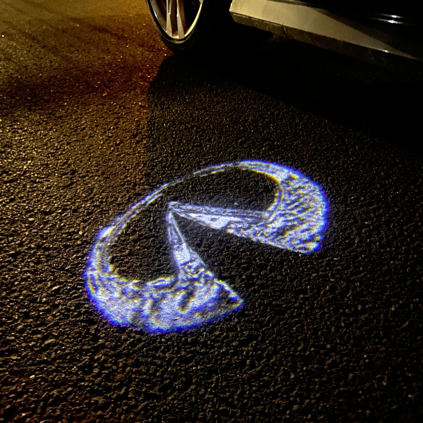 INFINITI Original  LOGO PROJECROTR LIGHTS Nr.02 (quantity 1 = 1 sets/2 door lights)