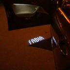 SKODA LOGO PROJECTOR LIGHTS Nr.87 (الكمية 1 = 1 مجموعة / 2 أضواء باب)