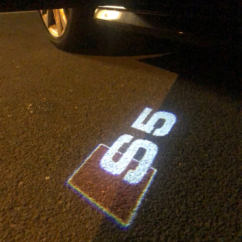 AUDI S5 LOGO PROJECTOT LIGHTS Nr.26 (quantity 1 = 2 Logo Films /2 door lights）