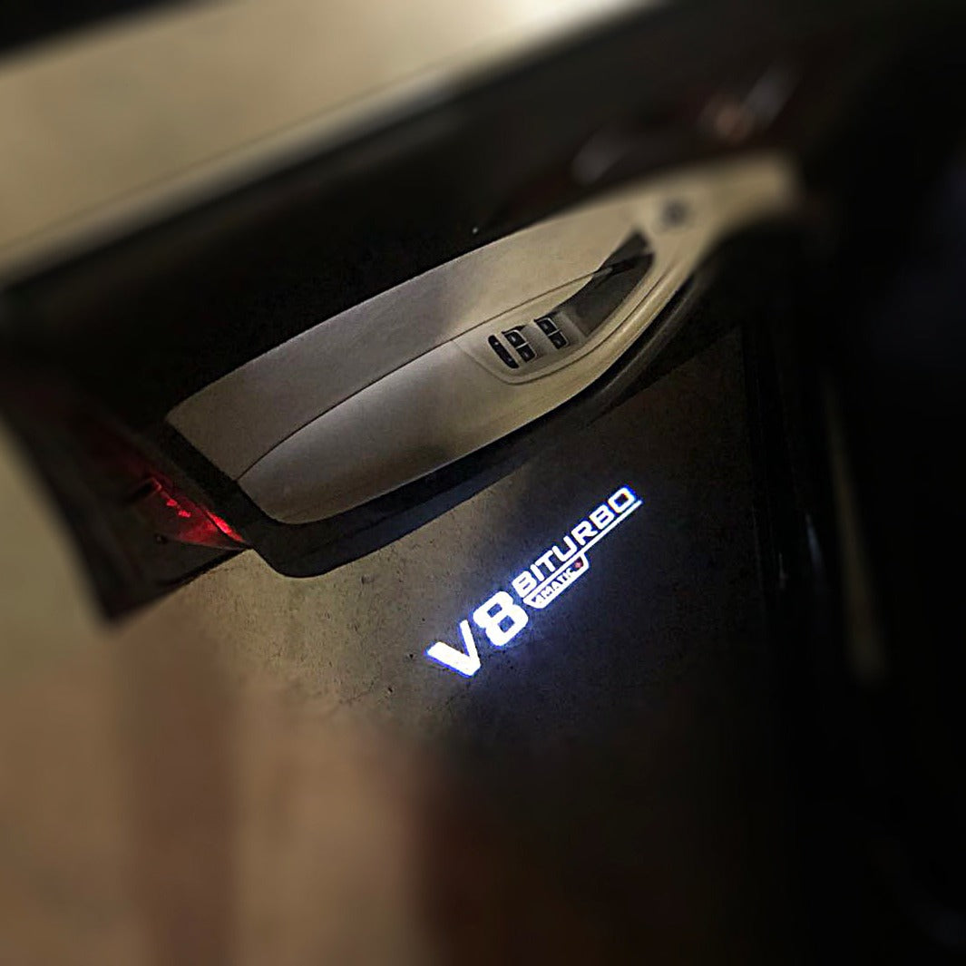 MERCEDES BENZ V8 LOGO PROJECTOT LIGHTS Nr.22 (Menge 1 = 1 Sets/2 Türleuchten)