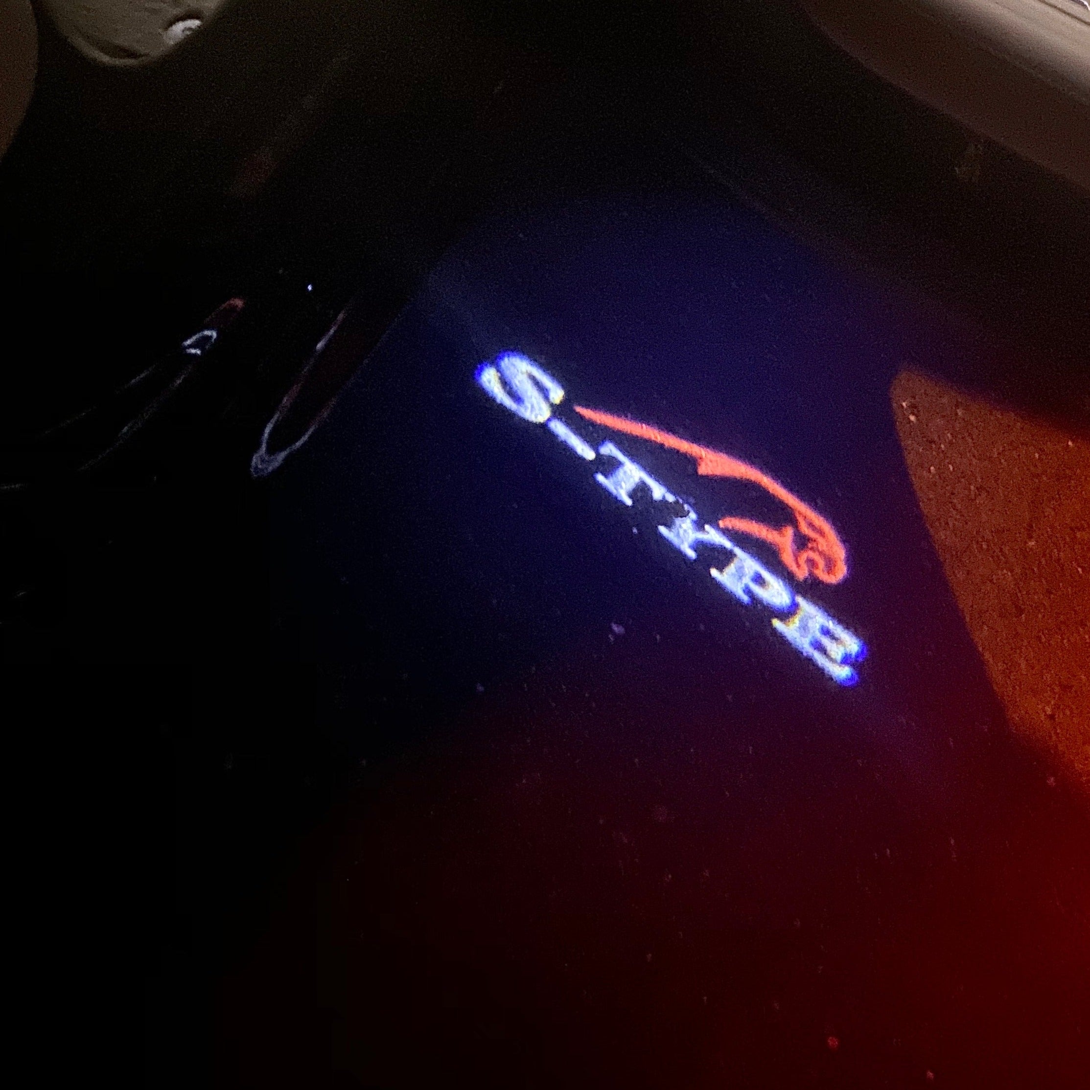 JAGUAR LOGO PROJECTOR LIGHTS Nr.108 (Menge 1 = 1 Sätze / 2 Türlichter)