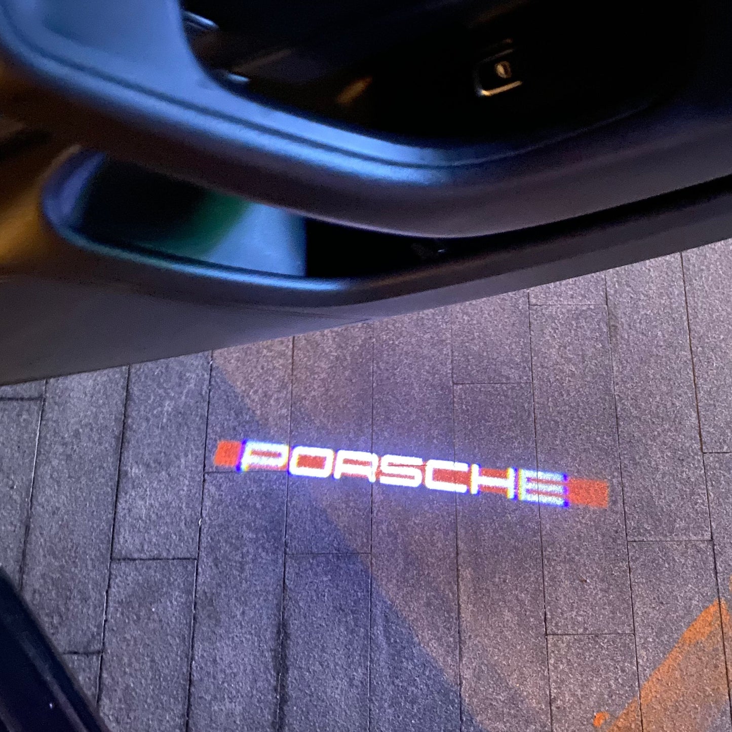 PORSCHE LOGO PROJECTOT LIGHTS Nr.74 (quantità 1 = 2 Logo Film / 2 luci porta)