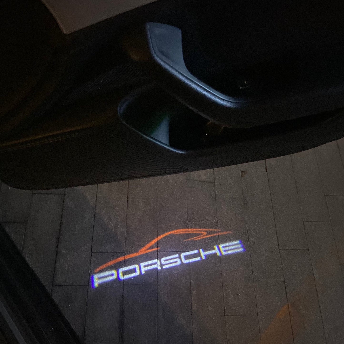 PORSCHE LOGO PROJECTOT LIGHTS Nr.51 (Menge 1 = 2 Logo Film / 2 Türleuchten)