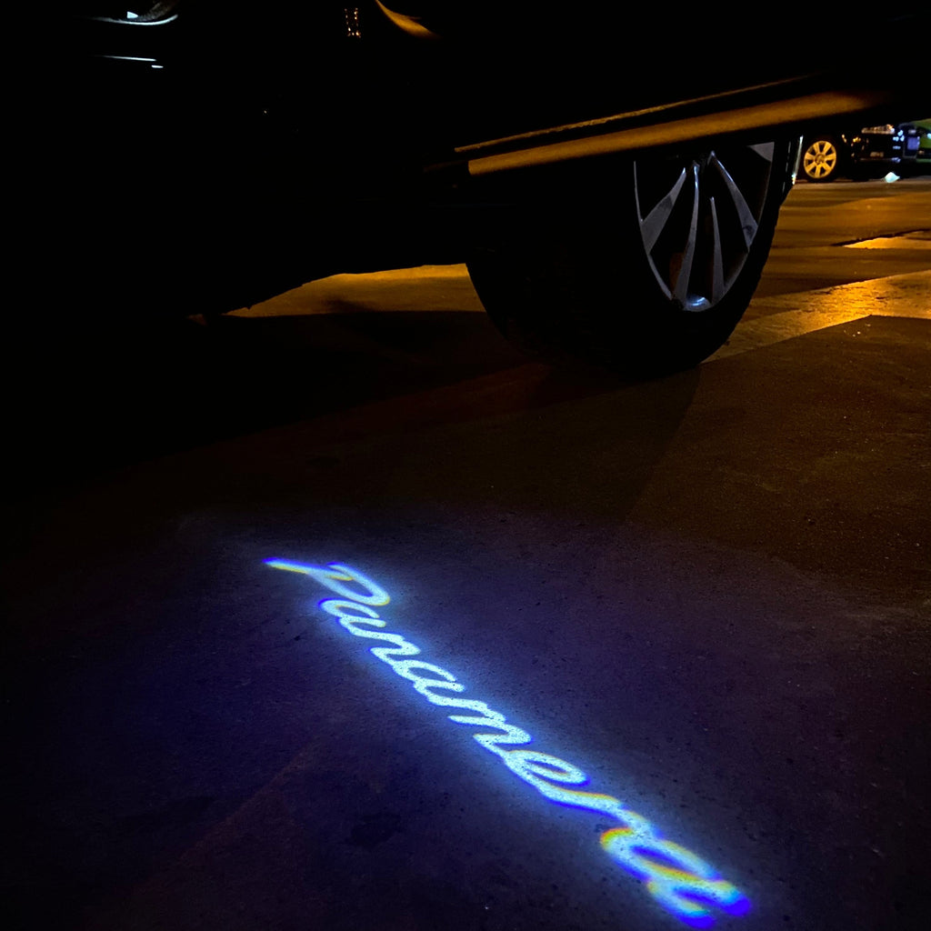 PORSCHE Panamera LOGO PROJECTOT LIGHTS Nr.35 (cantidad 1 = 2 logo película / 2 luces de puerta)