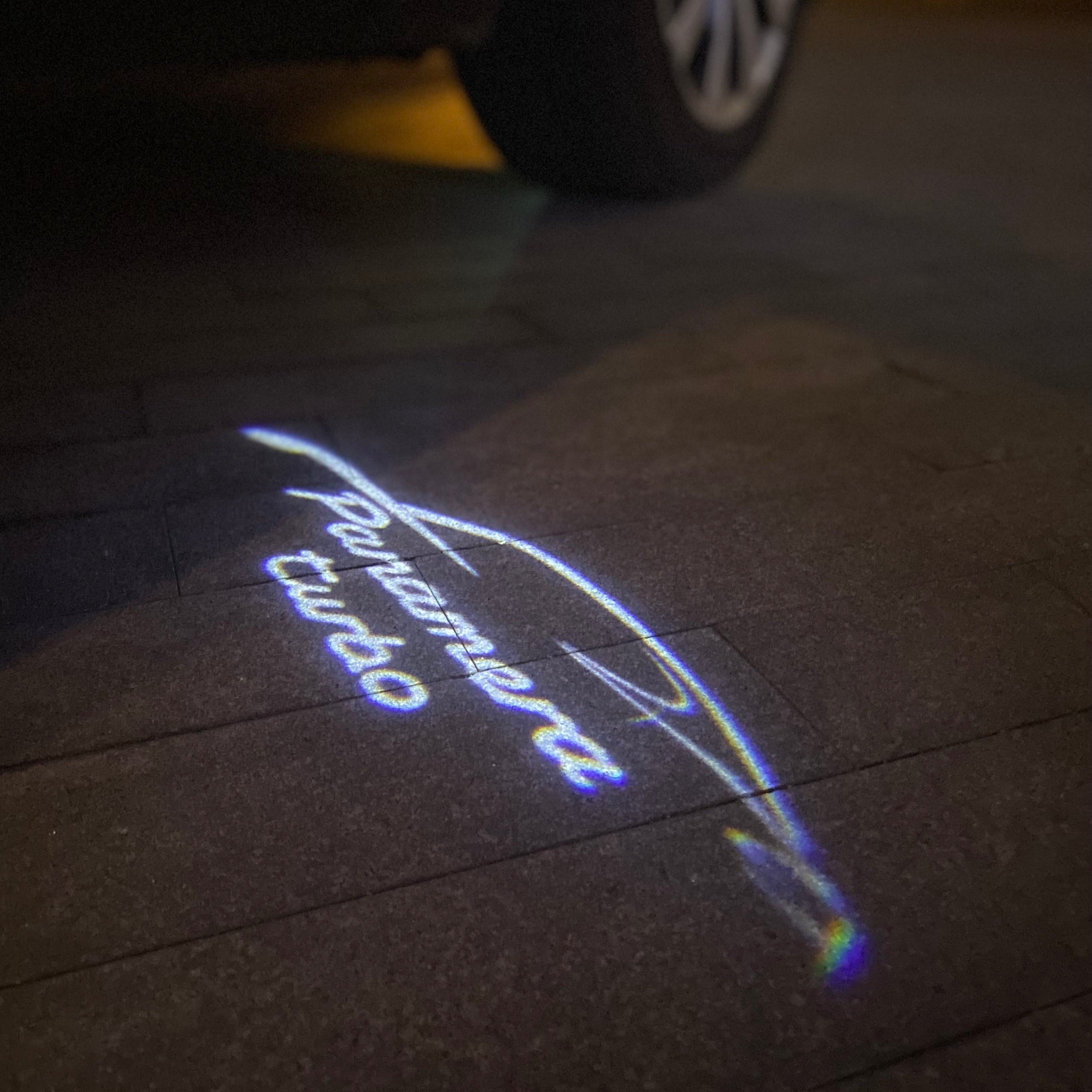 PORSCHE LOGO PROJECTOT LIGHTS Nr.84 (cantidad 1 = 2 logo película / 2 luces de puerta)