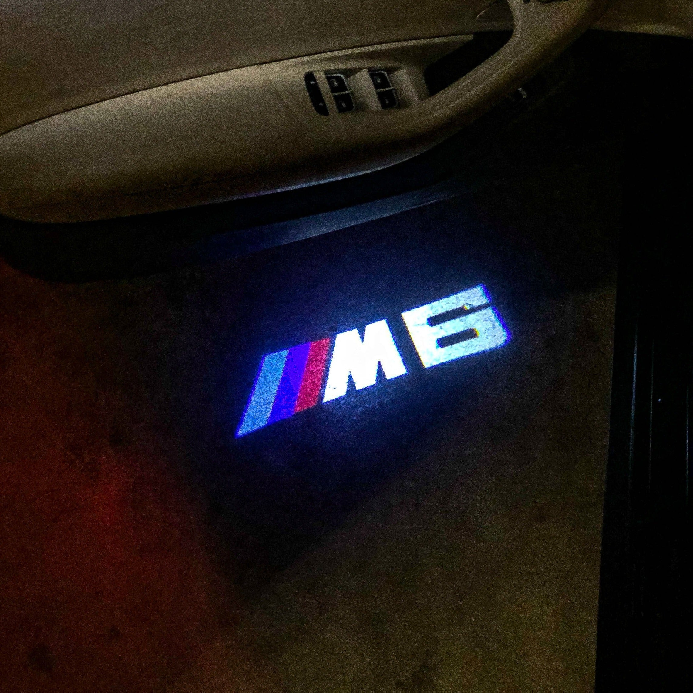 BMW M6 LOGO PROJECTOT LIGHTS Nr.6016(quantity 1 = 1 sets/2 door lights)