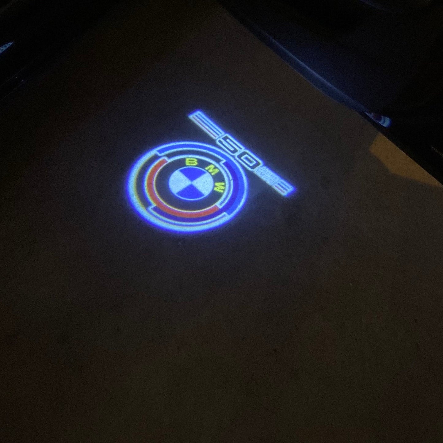 BMW LOGO PROJECTOT LIGHTS Nr.01 (Anzahl 1 = 1 Sätze / 2 Türlichter)