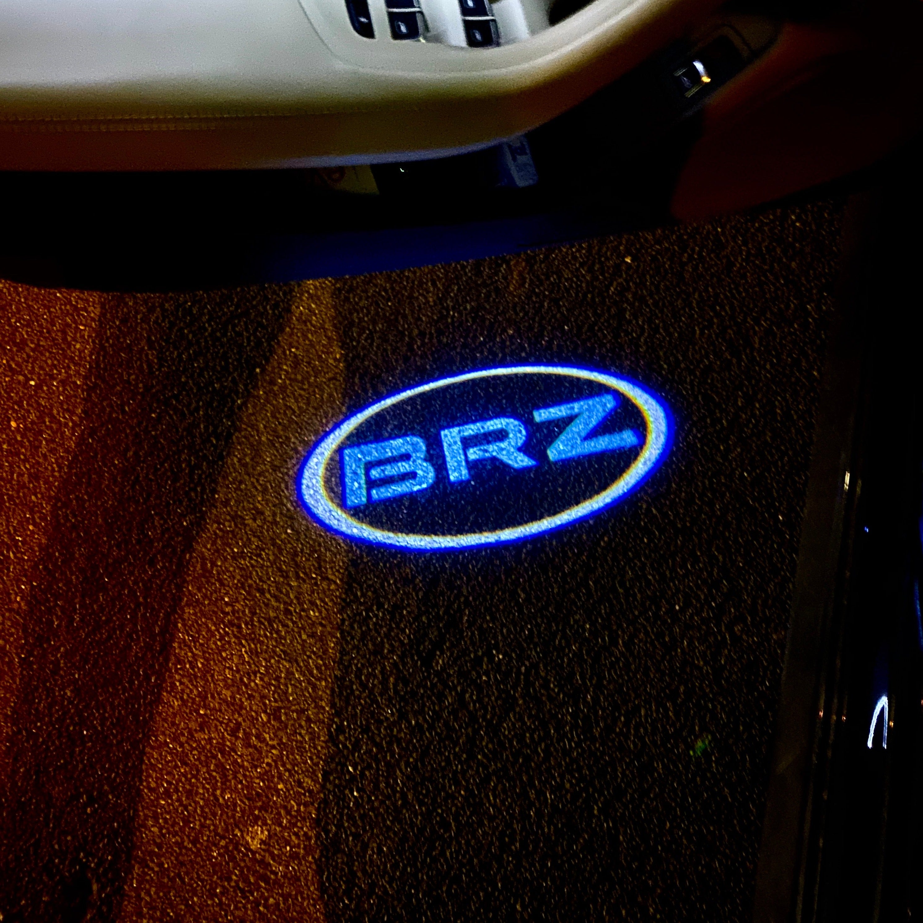BRZ LOGO PROJECROTR LIGHTS Nr.03 (Menge 1 = 1 Sets/2 Türleuchten)