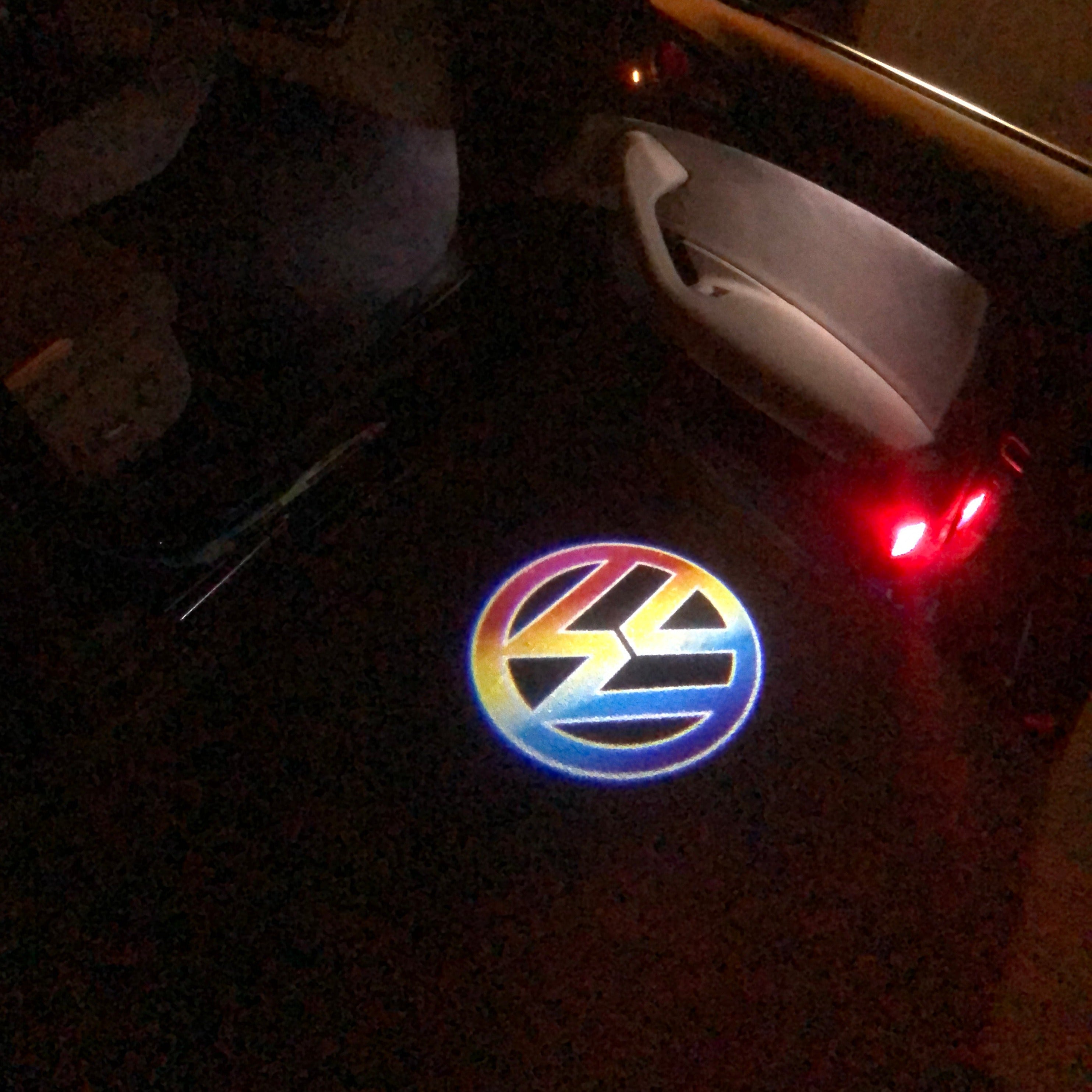 Feux de porte Volkswagen Logo Nr. 04 (quantité 1 = 2 films de logo / 2 lumières de porte）