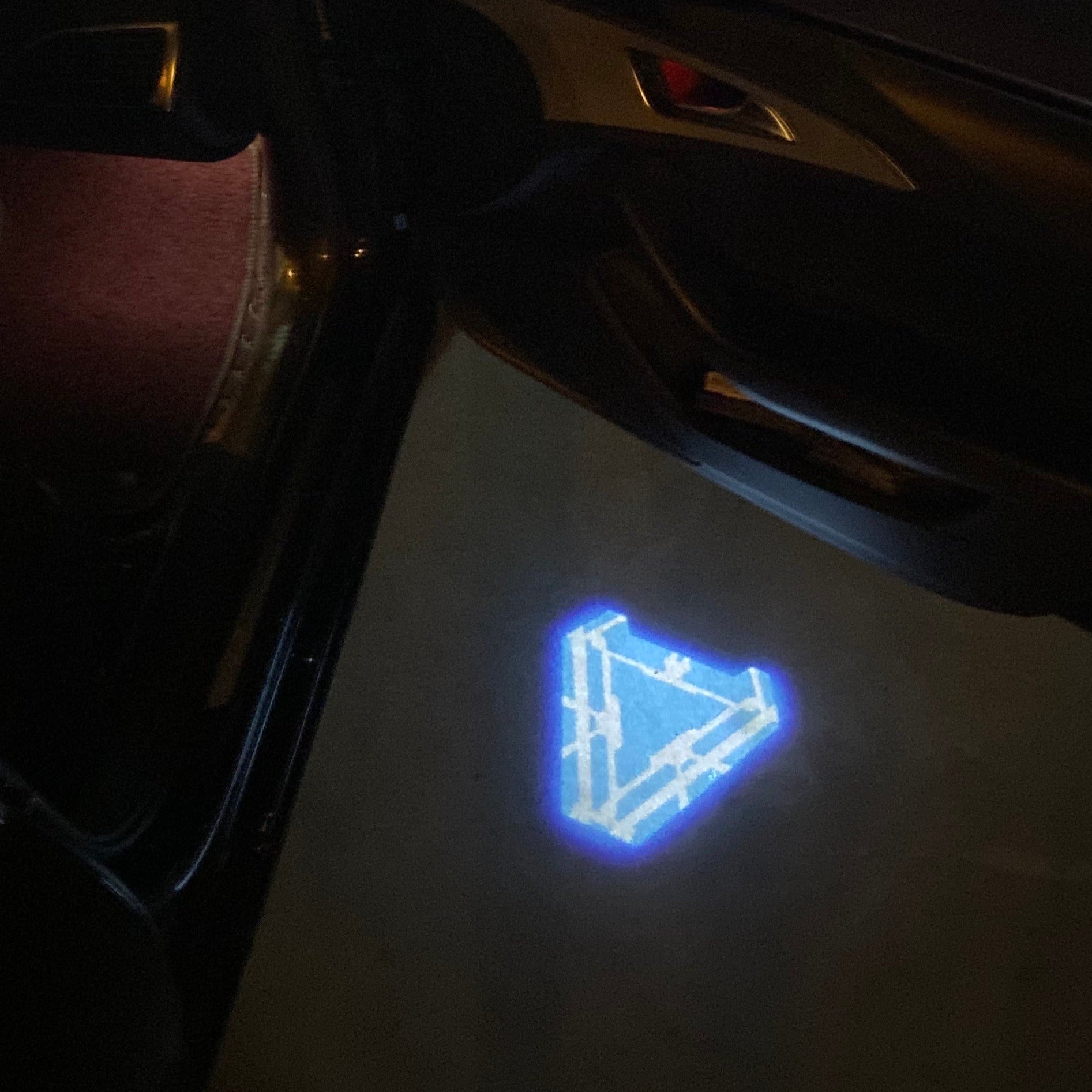 Iron Man Logo Nr.214 (quantité 1 = 2 Logo Films /2 feux de porte)