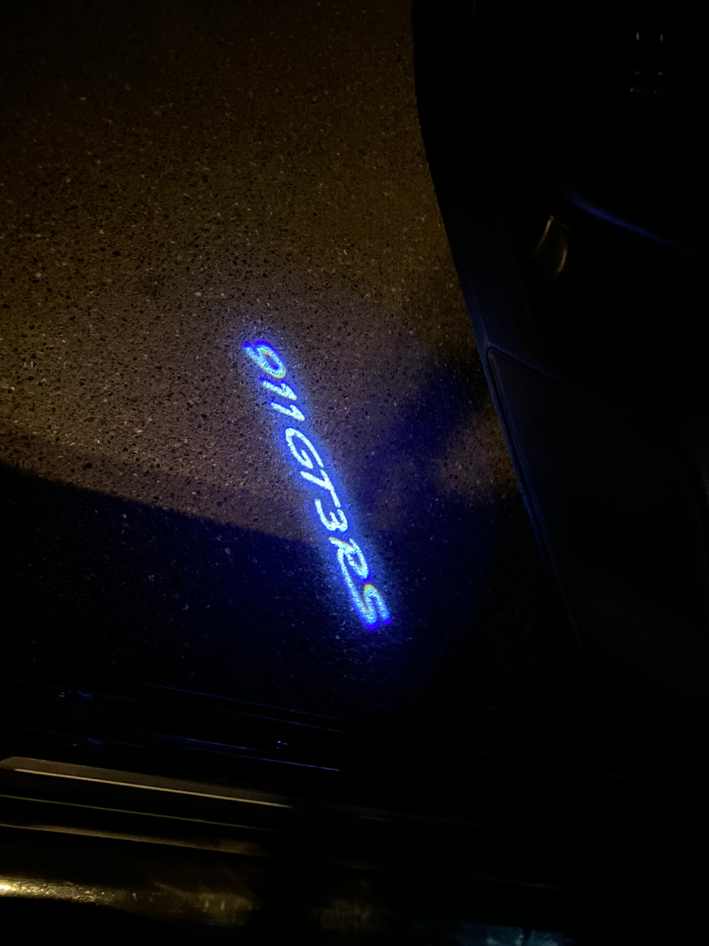 LUCES DE PROYECTOR DE LOGOTIPO ORIGINAL PORSCHE N ° 03 (cantidad 1 = 2 Película de logotipo / 2 luces de puerta)