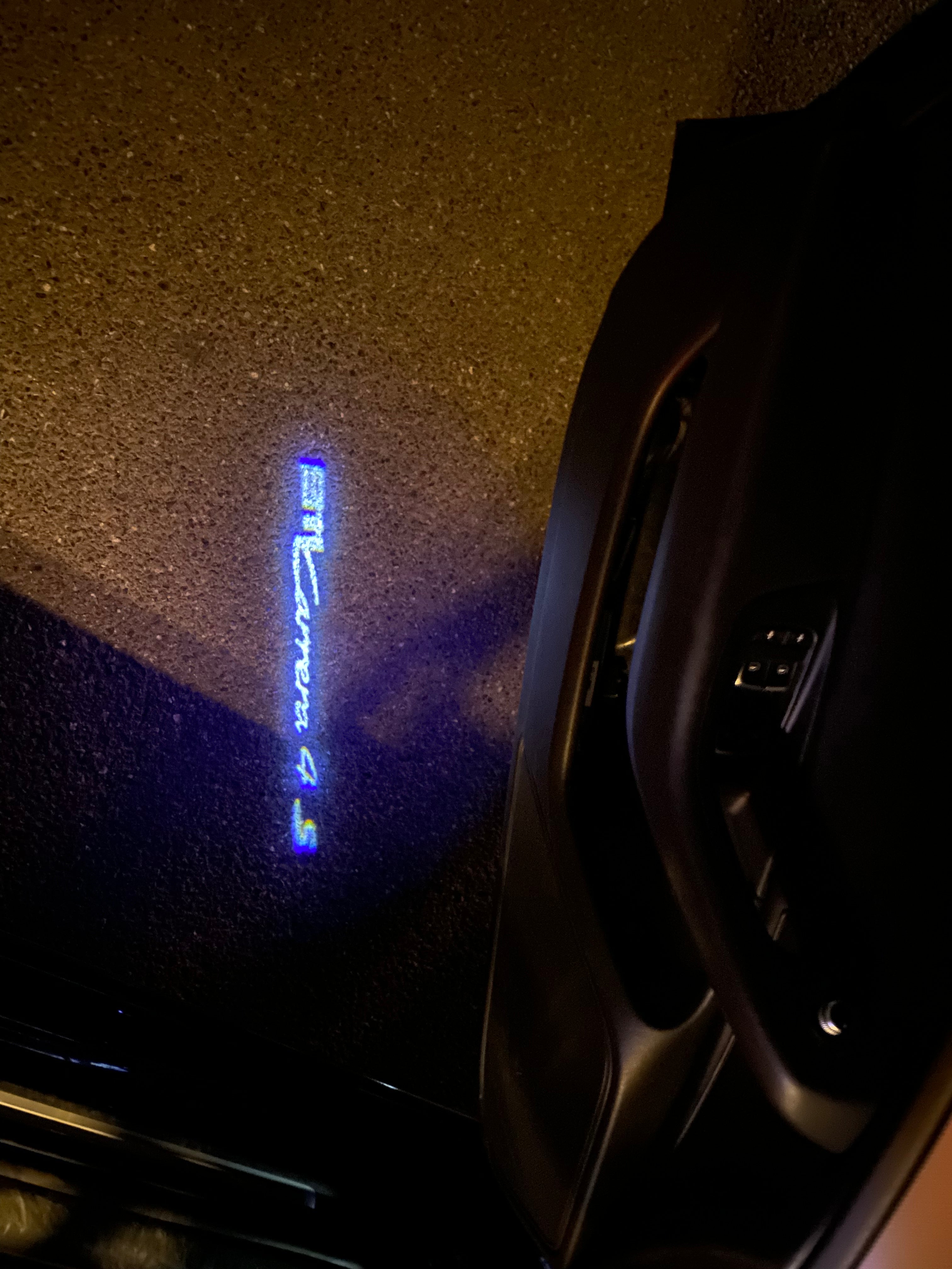 PORSCHE LOGO PROJECTOT LIGHTS Nr.80 (quantità 1 = 2 Logo Film / 2 luci porta)