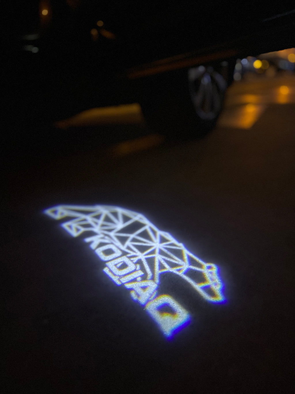 SKODA KODIAQ LOGO PROJECTOT LIGHTS Nr.68 (Menge 1 = 2 Logo Film / 2 Türlichter)