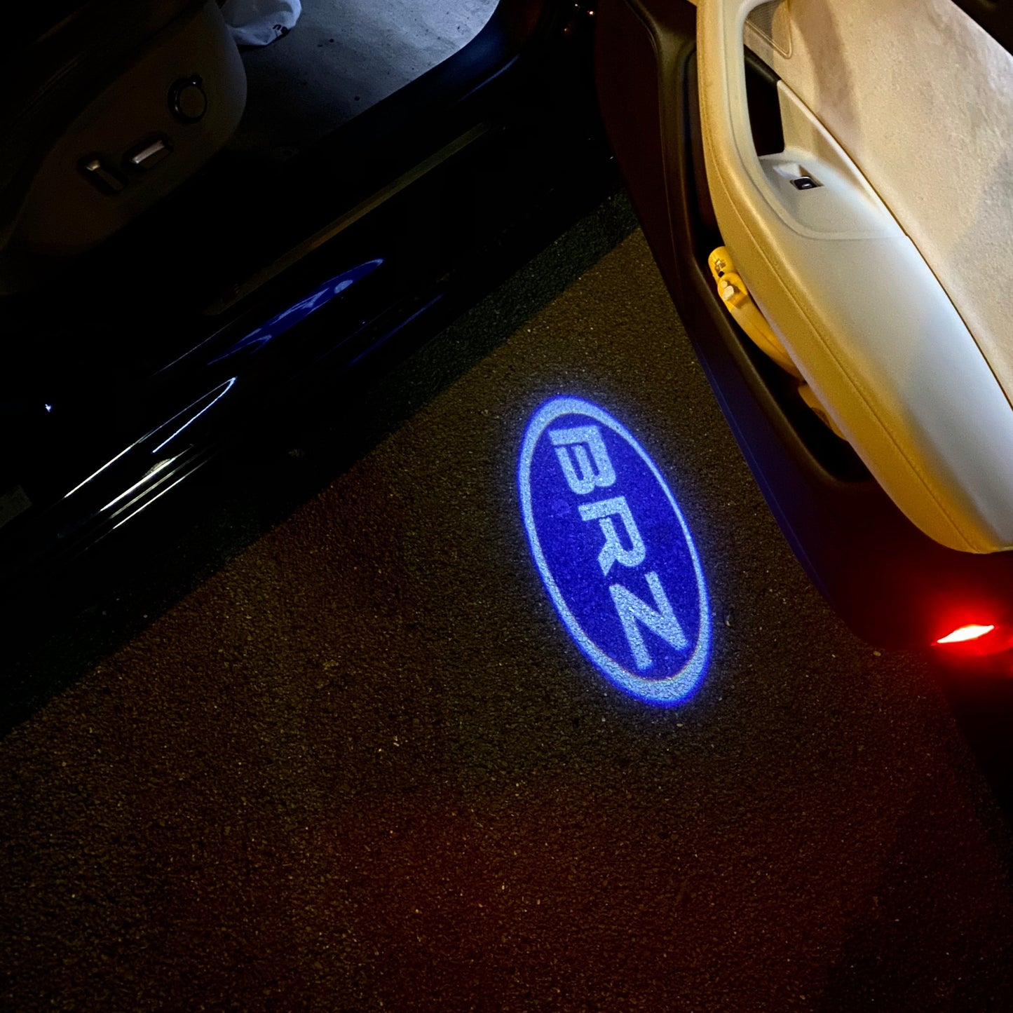 BRZ LOGO PROJECROTR LIGHTS Nr.03 (Menge 1 = 1 Sets/2 Türleuchten)