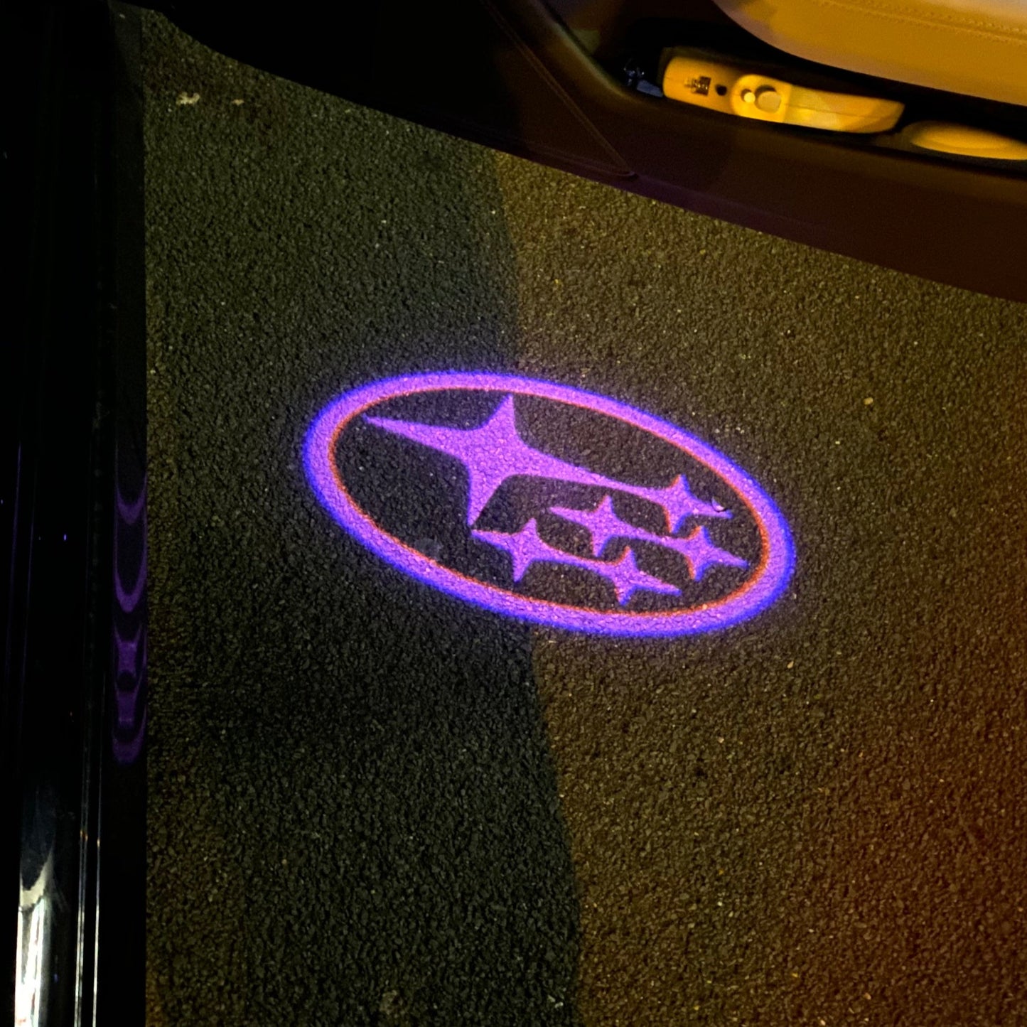 SUBARU  LOGO PROJECROTR LIGHTS Nr.03 (quantity 1 = 1 sets/2 door lights)