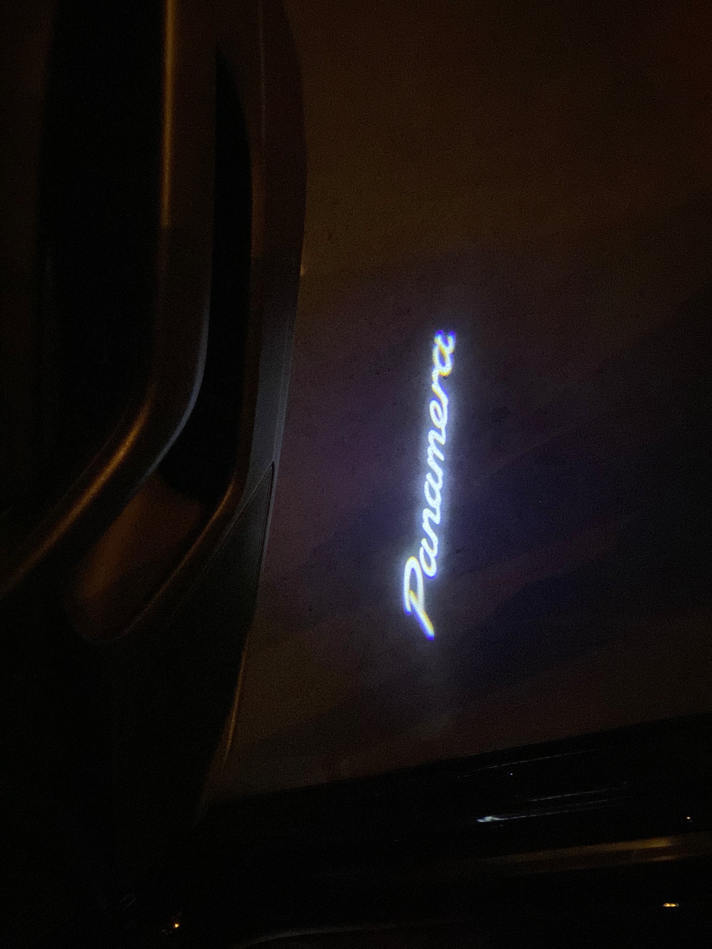 PORSCHE LOGO PROJEKTOT LIGHTS Nr.84 (Menge 1 = 2 Logo Film / 2 Türlichter)