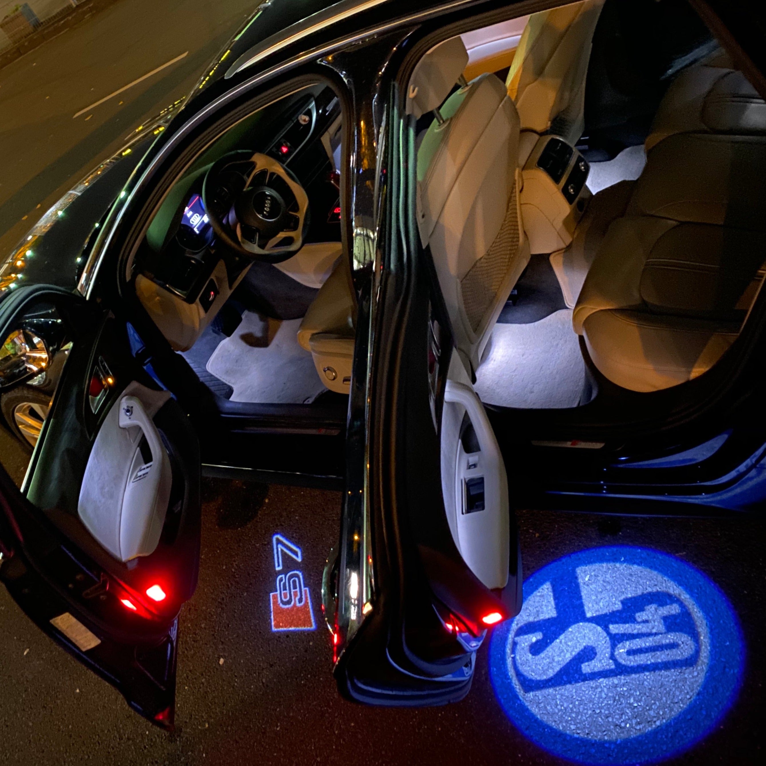 أضواء جهاز عرض شعار AUDI S7 In.360 (الكمية 1 = 2 فيلم شعار / 2 مصباح باب)