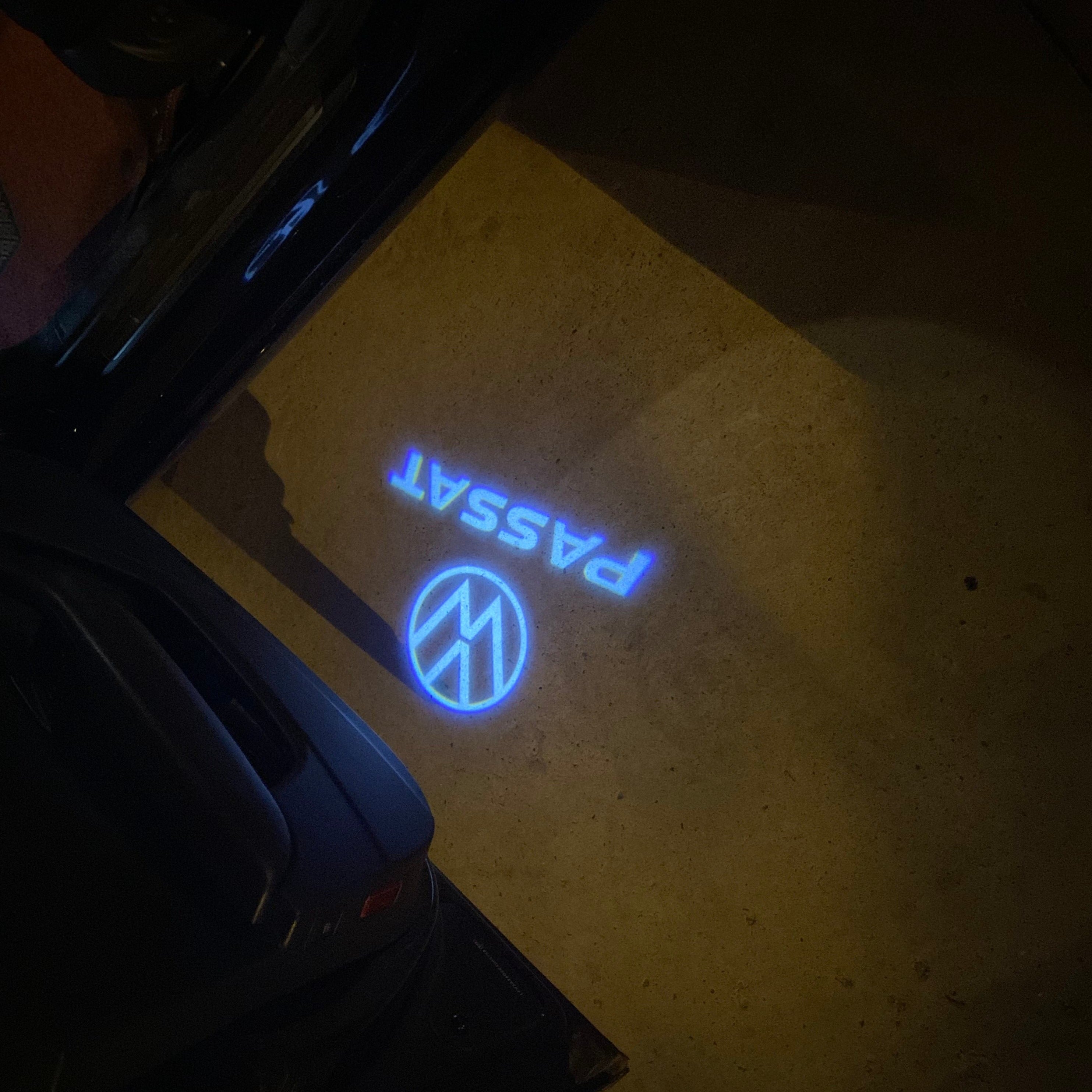 Volkswagen Door lights Logo Nr. 12 (quantité 1 = 2 Logo Films /2 feux de porte)