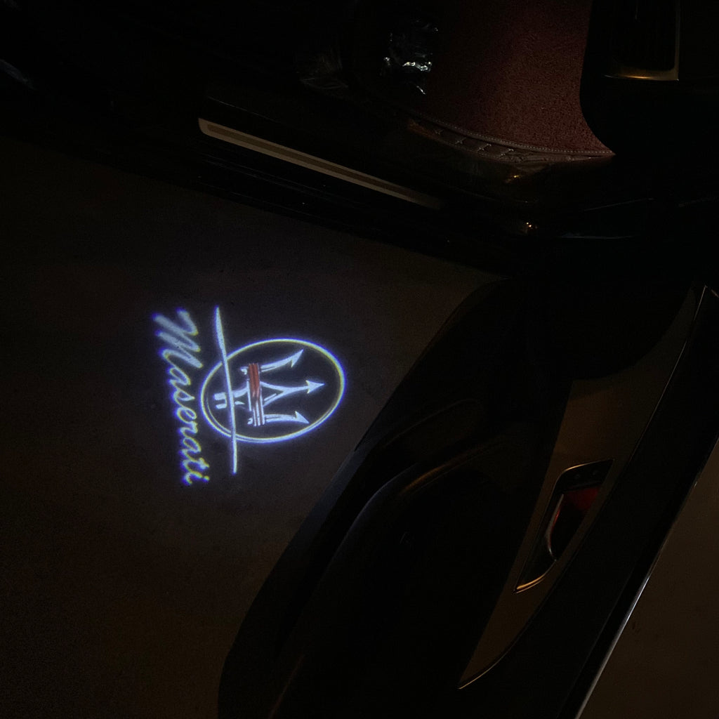 Maserati LOGO PROJECROTR LIGHTS Nr.01 (quantità 1 = 1 set / 2 luci porta)