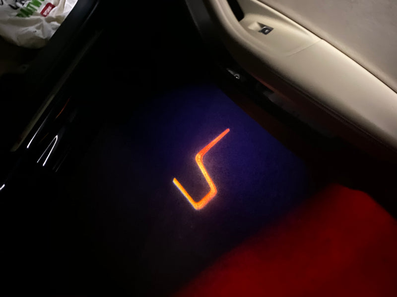 Volvo LOGO PROJECROTR LIGHTS Nr.138 (quantità 1 = 2 Logo Film / 2 luci porta)