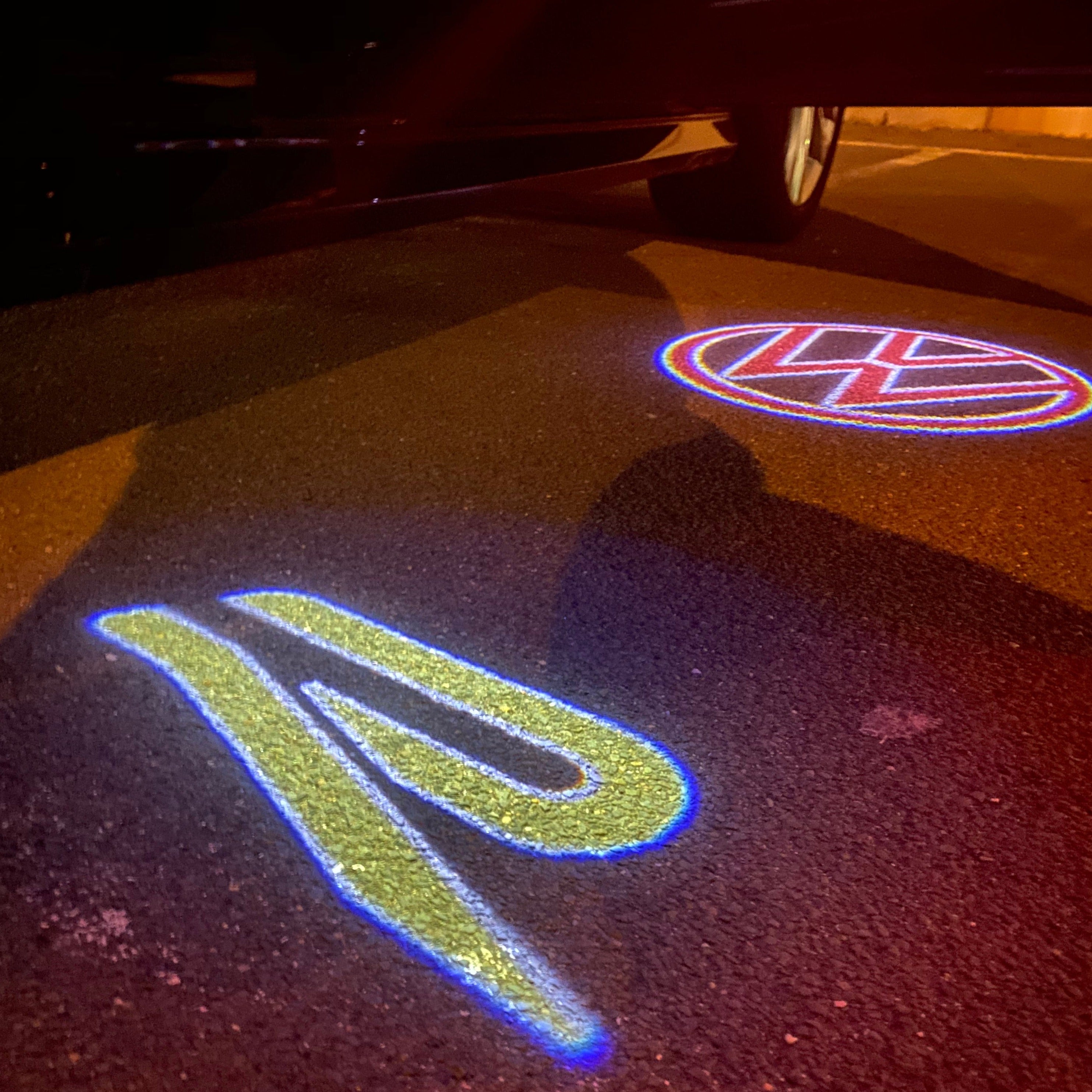 Volkswagen Door lights R Logo Nr. 154 ( quantité 1 = 2 logo film / 2 feux de porte)