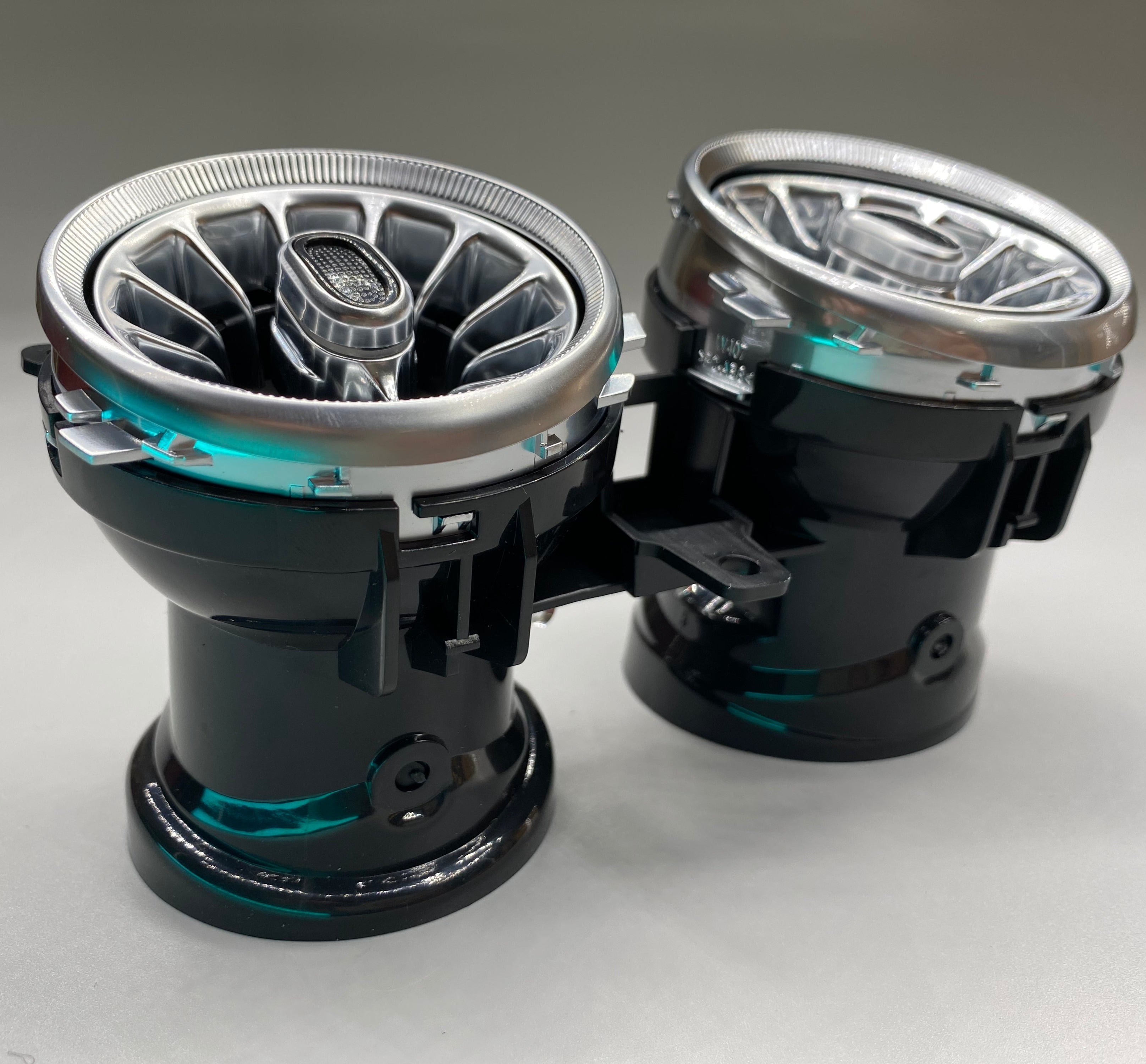 Luz ambiental de 64 colores Luz de control central Salida de turbina ligera para Mercedes-Benz