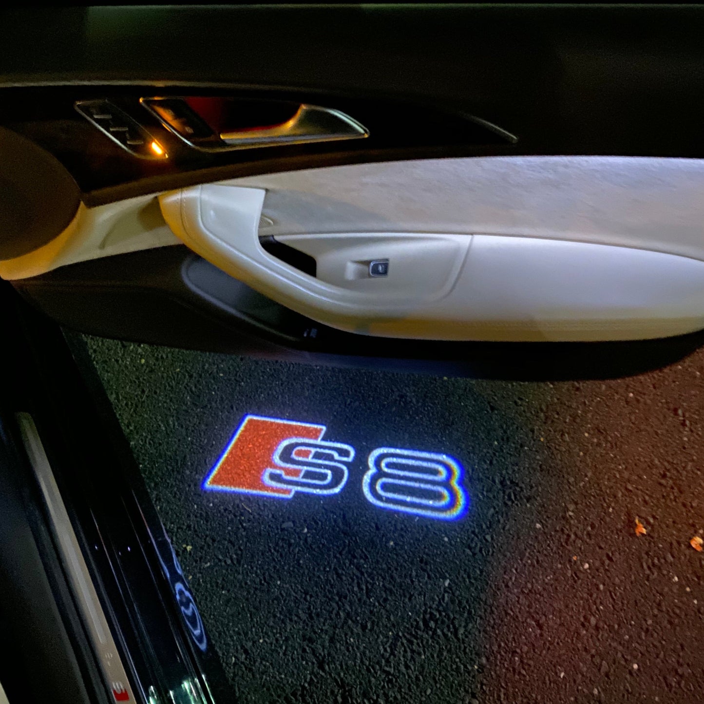 AUDI S8 LOGO PROJECTOT LIGHTS Nr.19  (quantity 1 = 2 Logo Films /2 door lights）