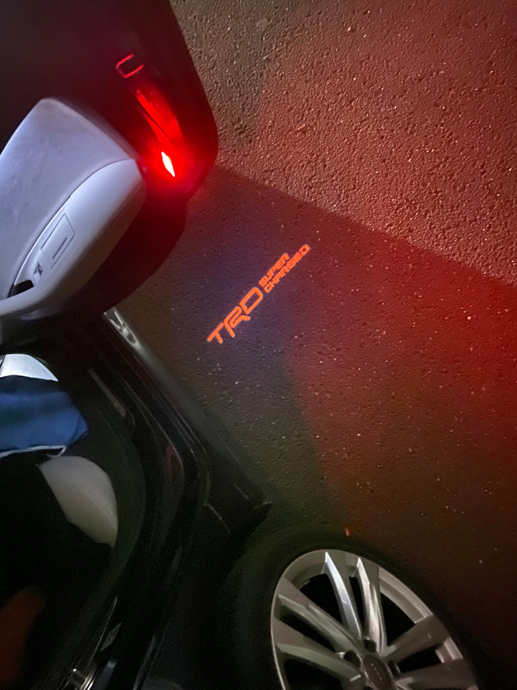 TRD LOGO PROJECROTR LIGHTS Nr.03 (Menge 1 = 1 Sets/2 Türleuchten)