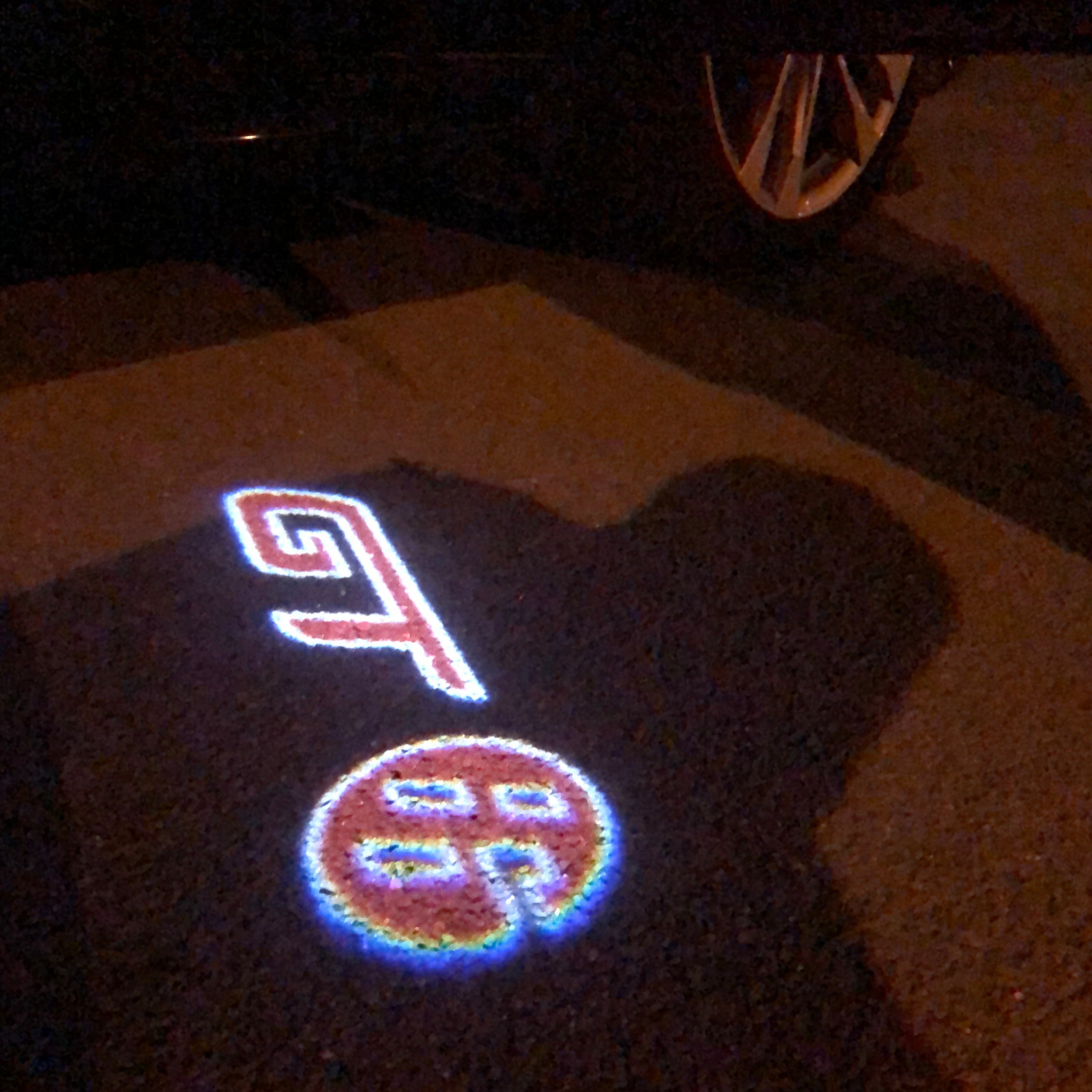 TOYOTA  GT86 LOGO PROJECROTR LIGHTS Nr.06 (quantity 1 = 2 Logo Films /2 door lights）