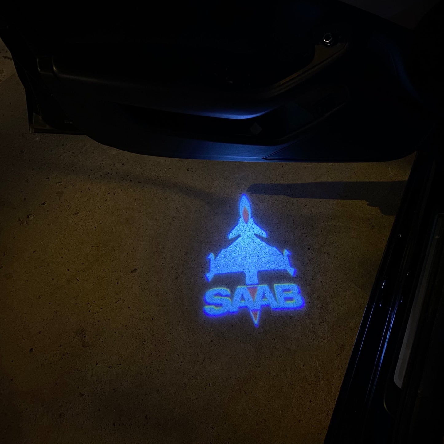 SAAB  Original LOGO PROJECROTR LIGHTS Nr.2506  (quantity 1 = 1 sets/2 door lights)