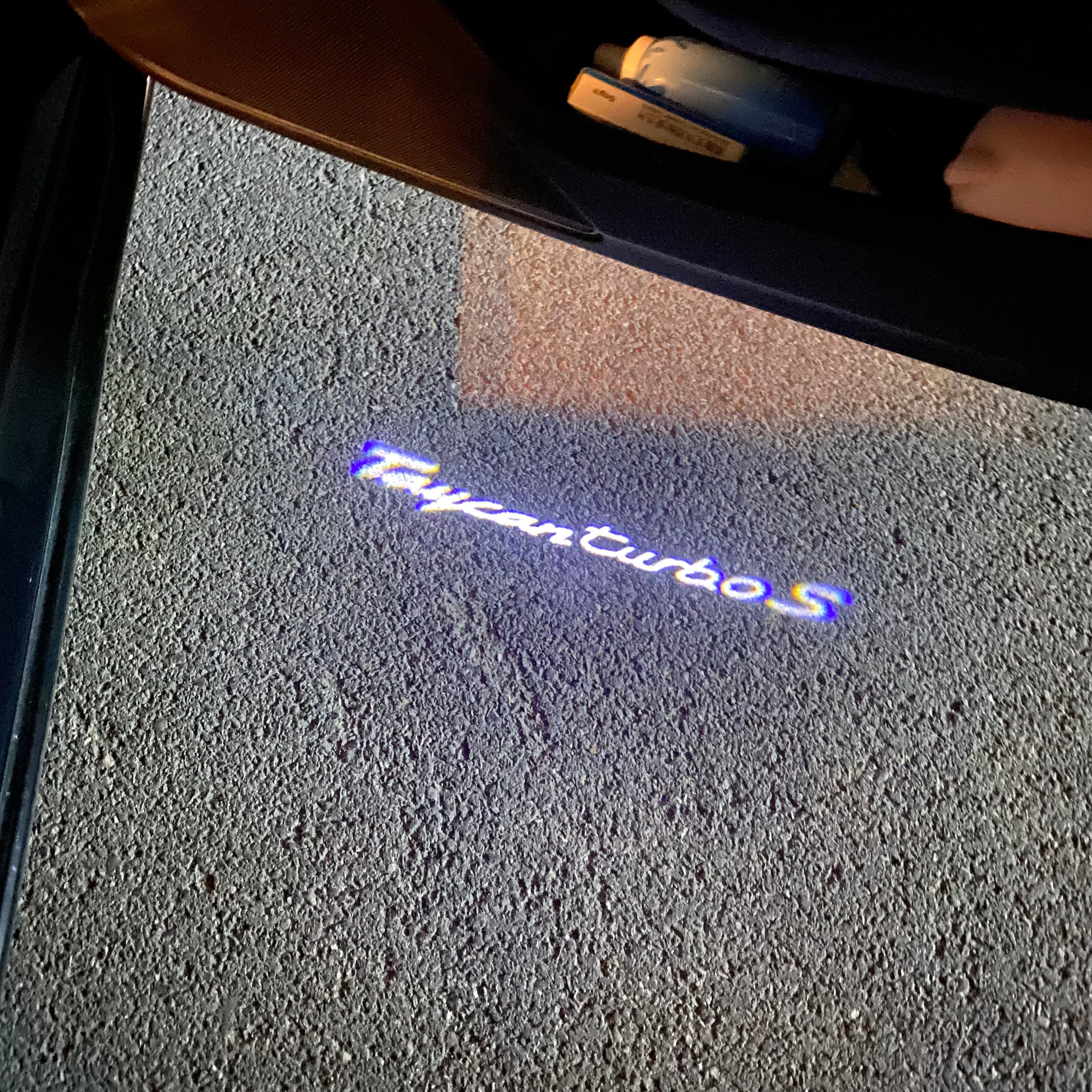 PORSCHE LOGO PROJECTOT LIGHTS Nr.87 (cantidad 1 = 2 logo película / 2 luces de puerta)