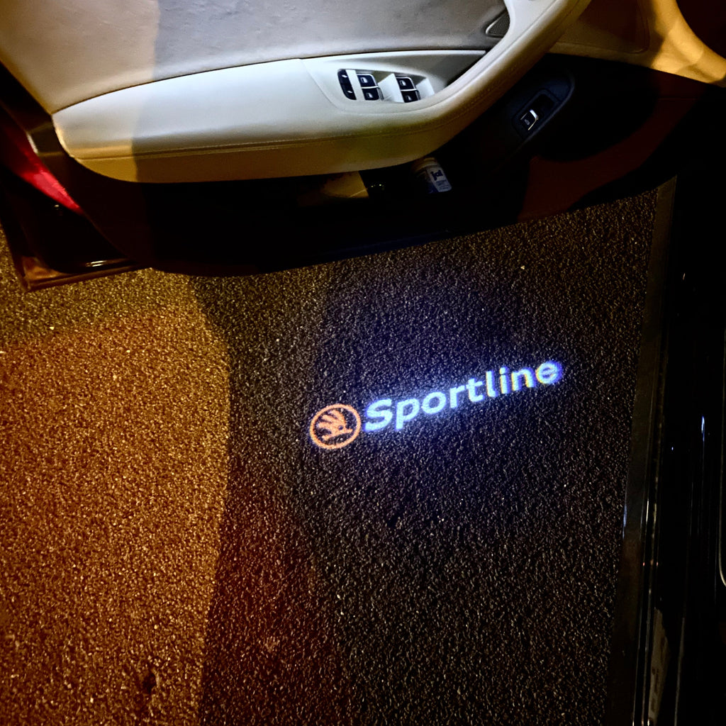 SKODA LOGO PROJECTOR LIGHTS Nr.95 (quantité 1 = 2 Film Logo / 2 lumières de porte)